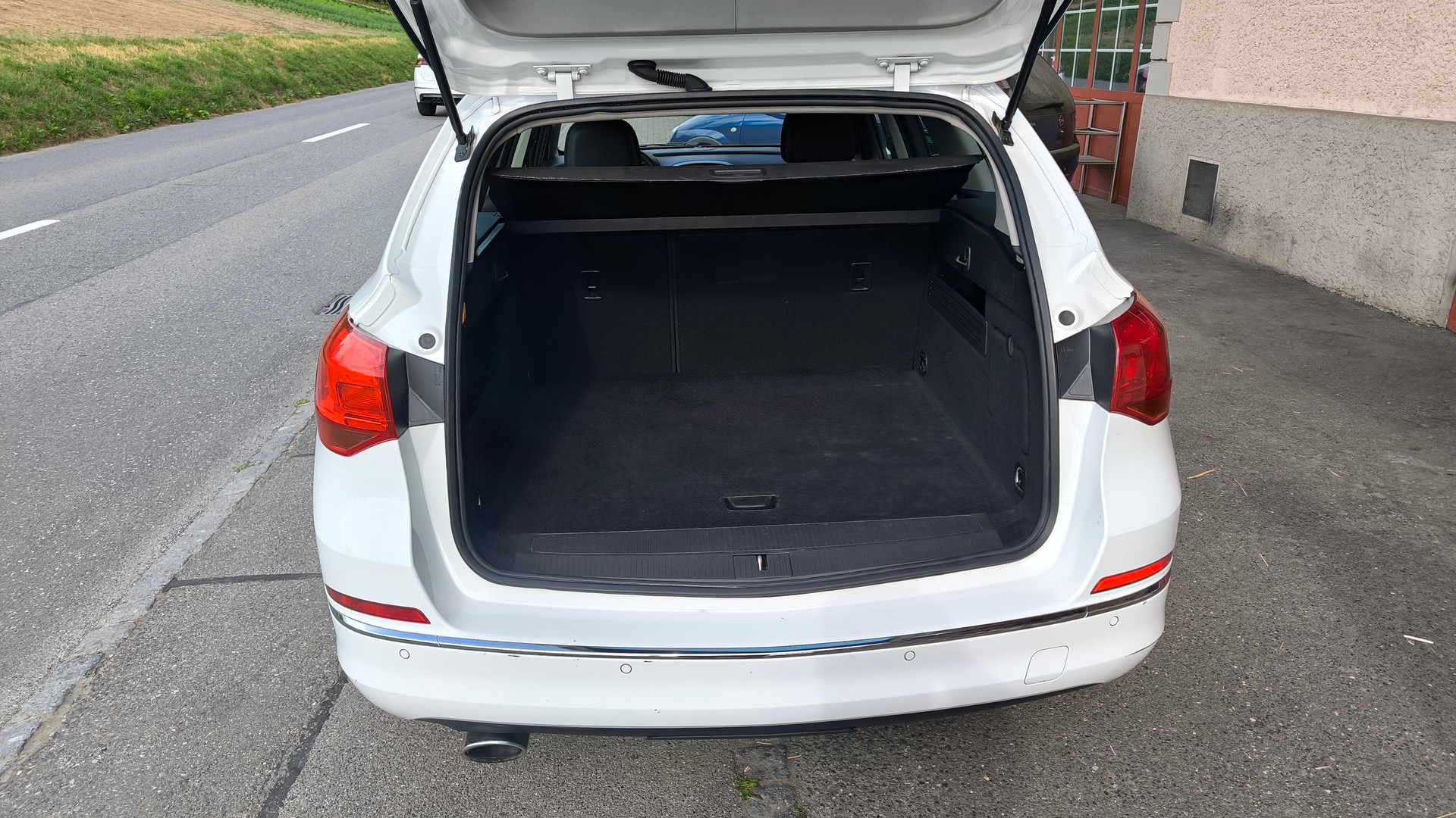 OPEL Astra ST 2.0 CDTi Active Ed. Aut.-image-8