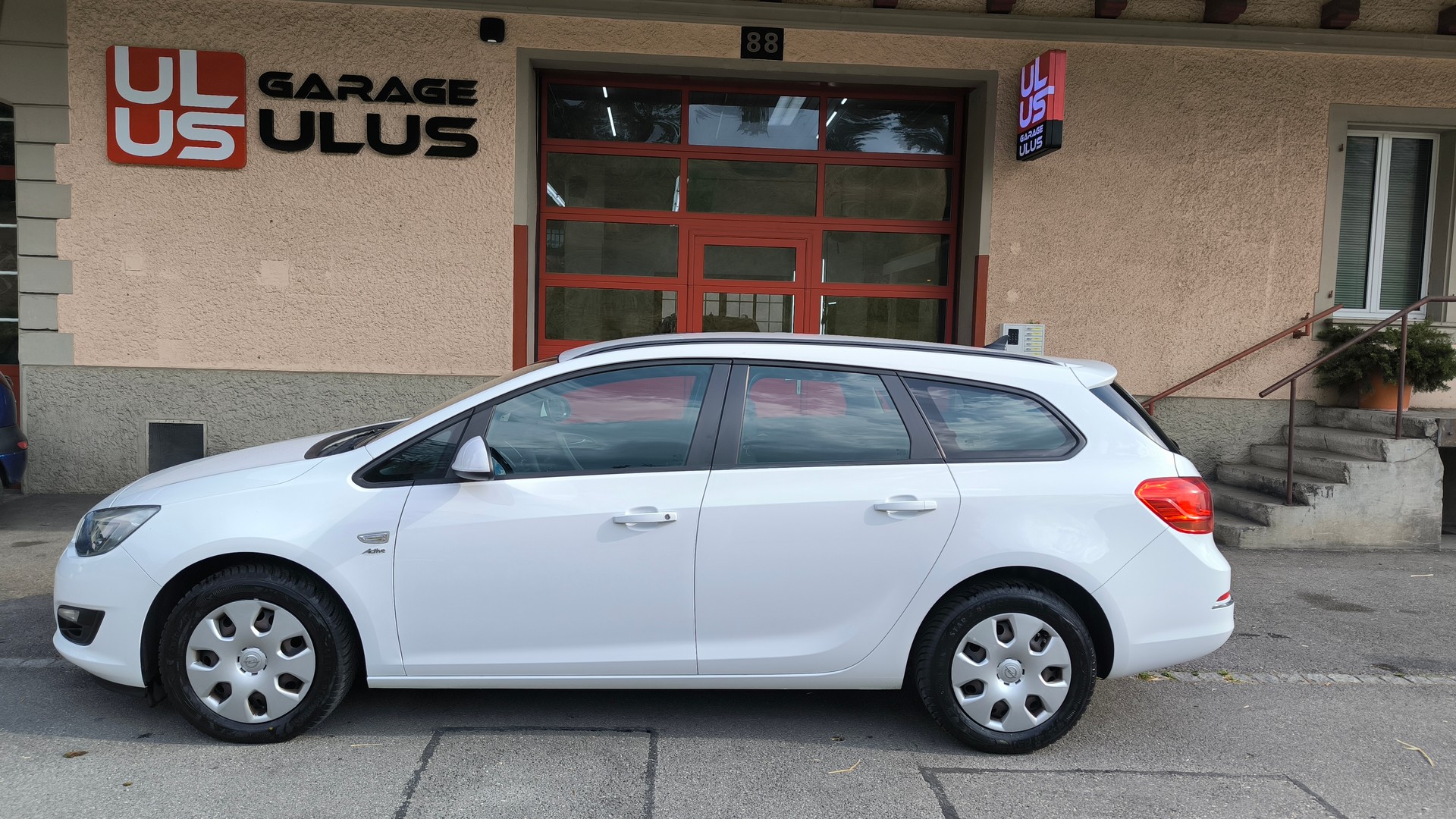 OPEL Astra ST 2.0 CDTi Active Ed. Aut.