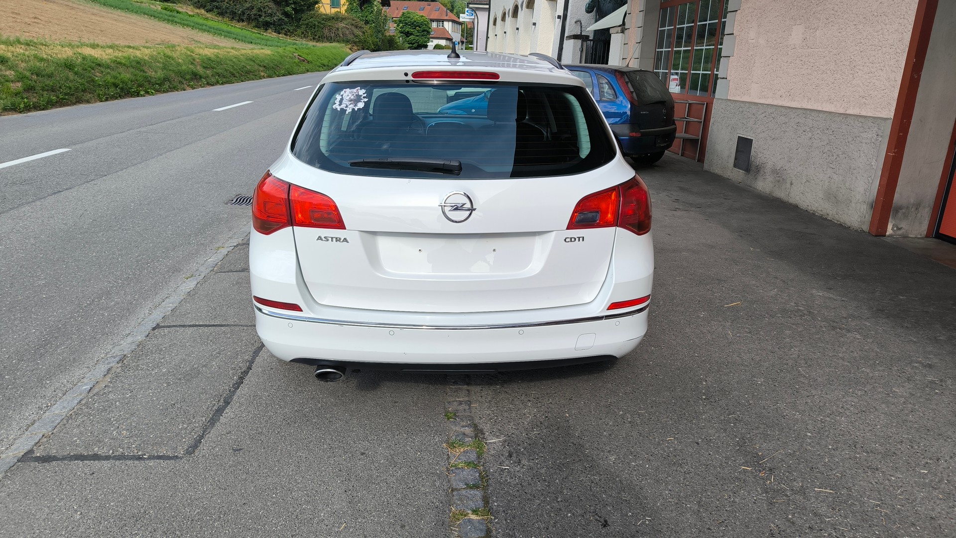 OPEL Astra ST 2.0 CDTi Active Ed. Aut.-image-6