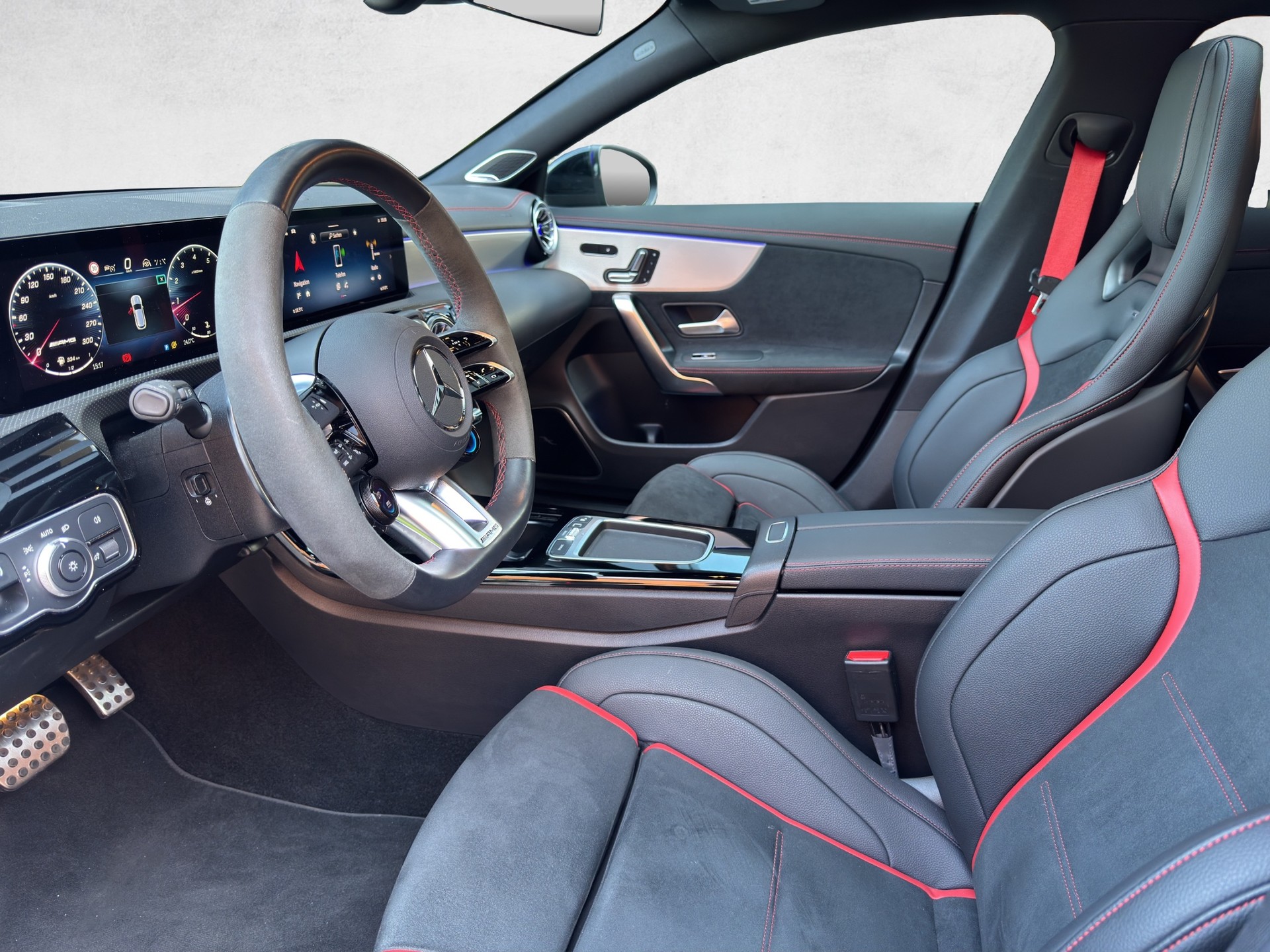 MERCEDES-BENZ CLA Shooting Brake 45 S AMG 4Matic 8G-DCT-image-8