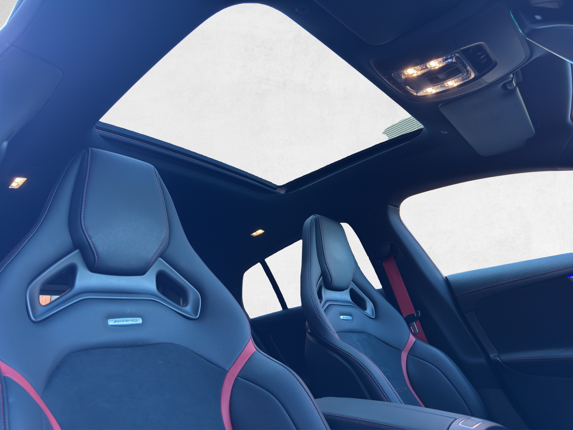 MERCEDES-BENZ CLA Shooting Brake 45 S AMG 4Matic 8G-DCT-image-12