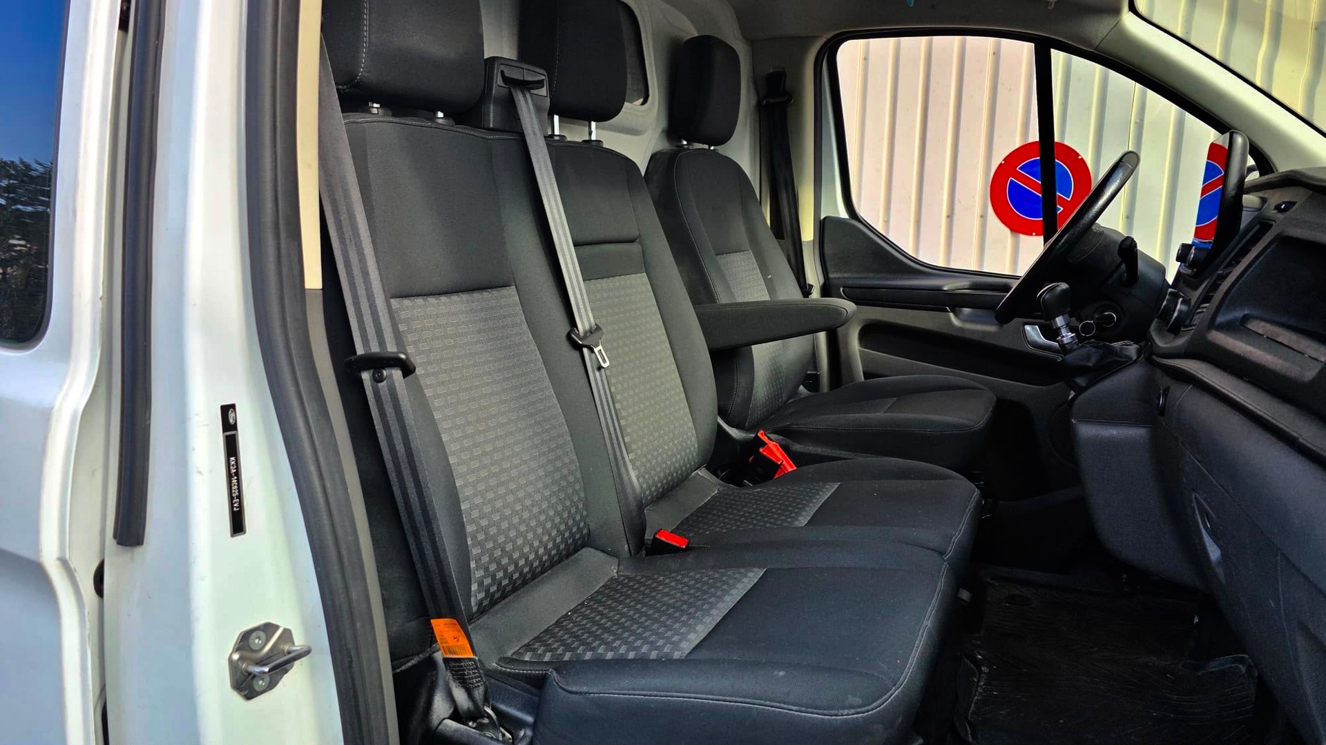 FORD Transit Custom Van 320 L1H1 Trend-image-8