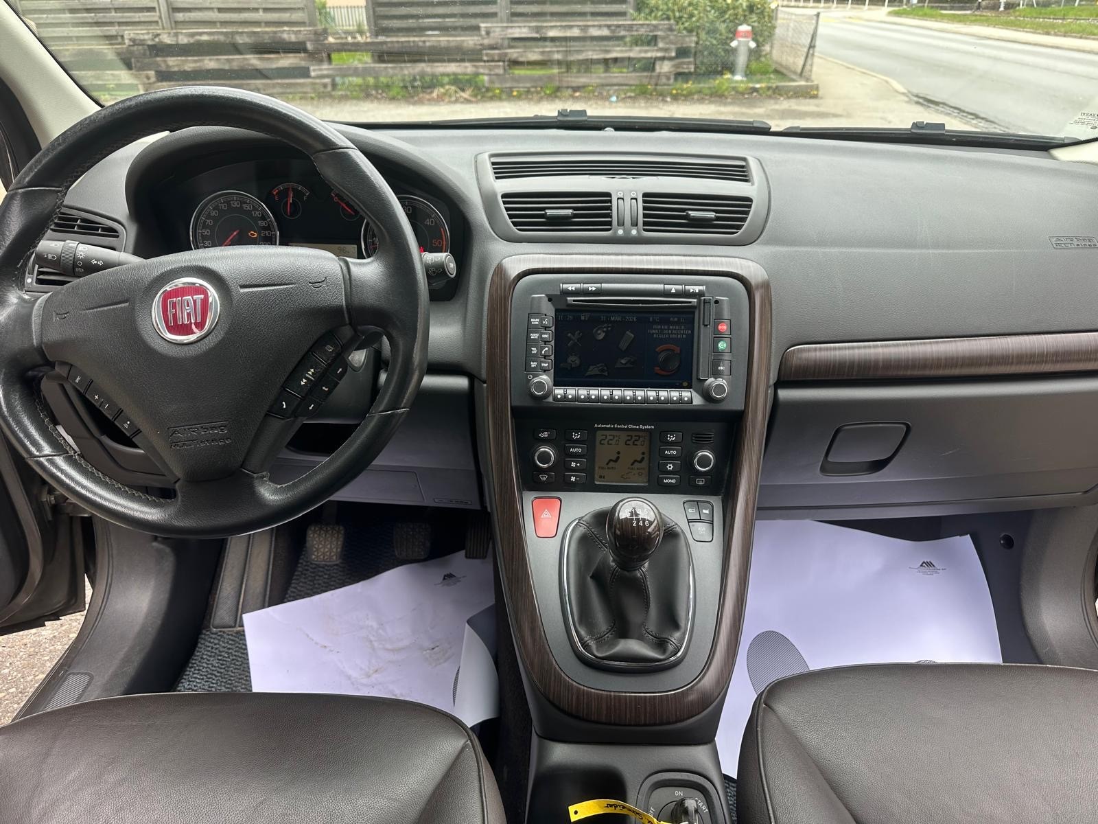 FIAT Croma 1.9 16V JTD Dynamic-image-6