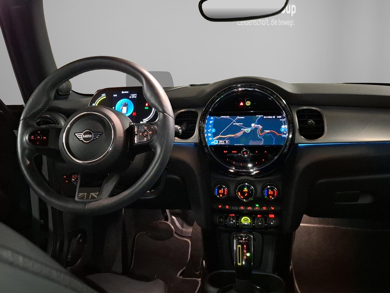 MINI F56 Cooper SE-image-10