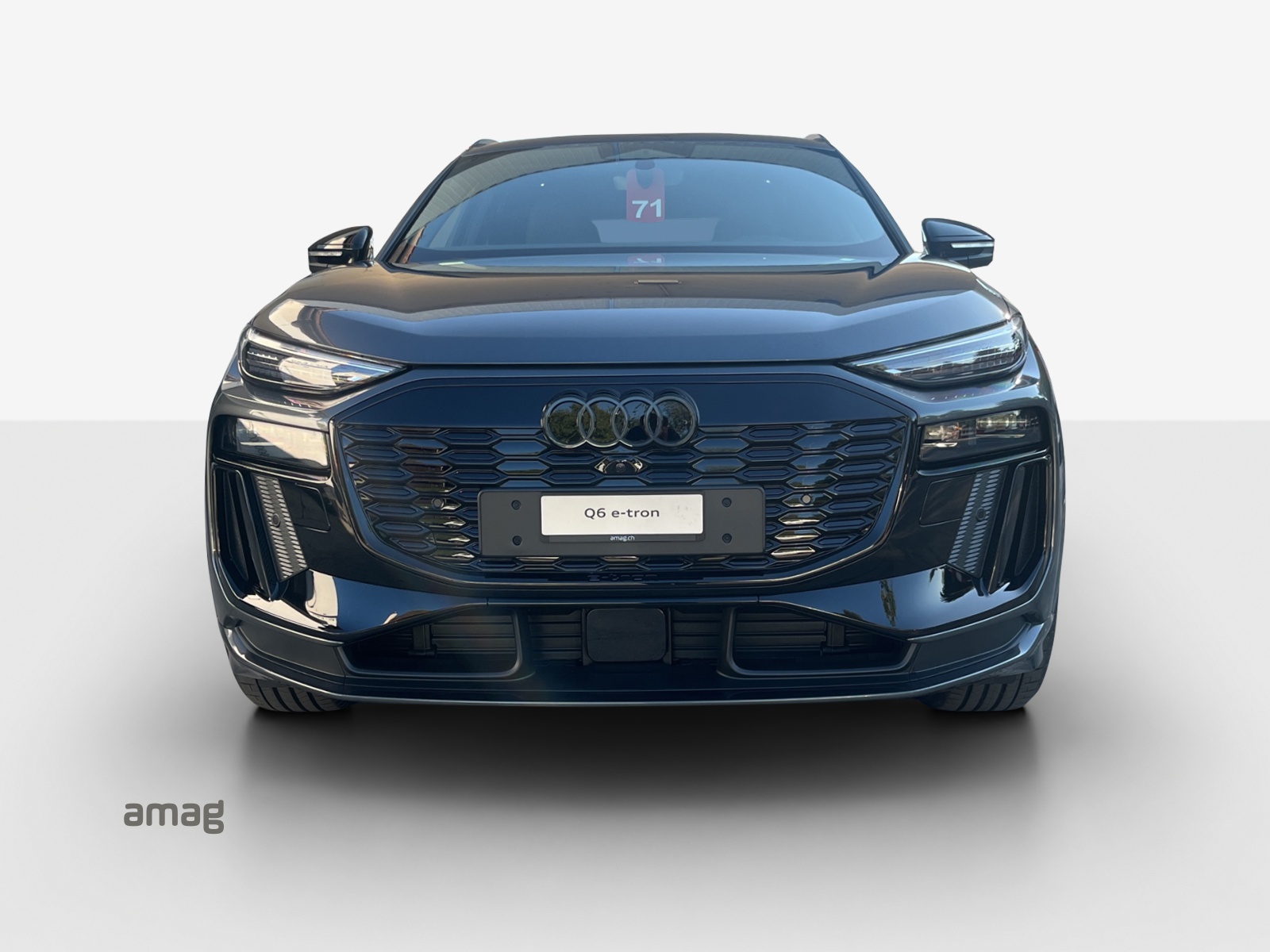 AUDI Q6 e-tron quattro-image-6