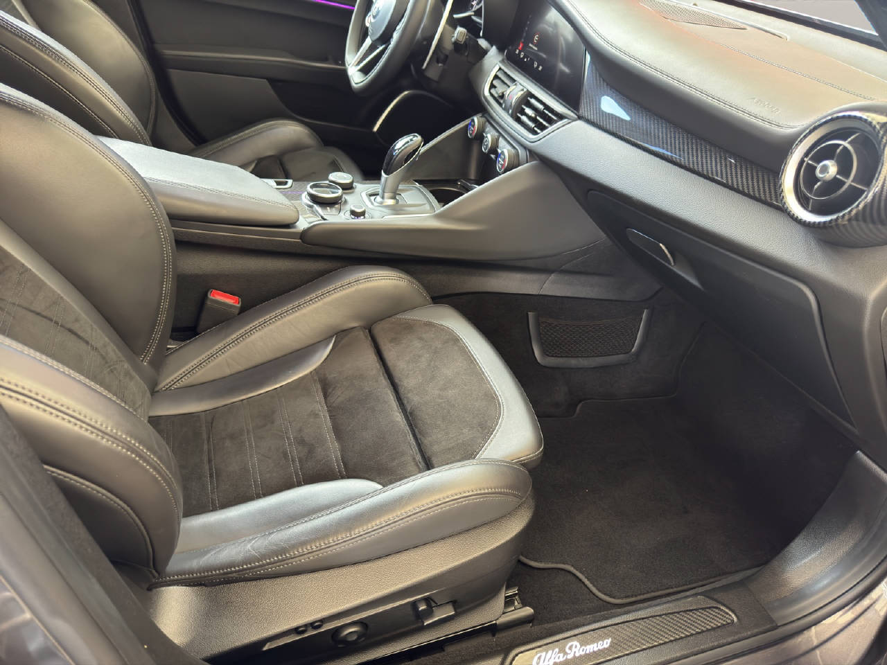 ALFA ROMEO Giulia 2.0 Q4 Veloce TI-image-10