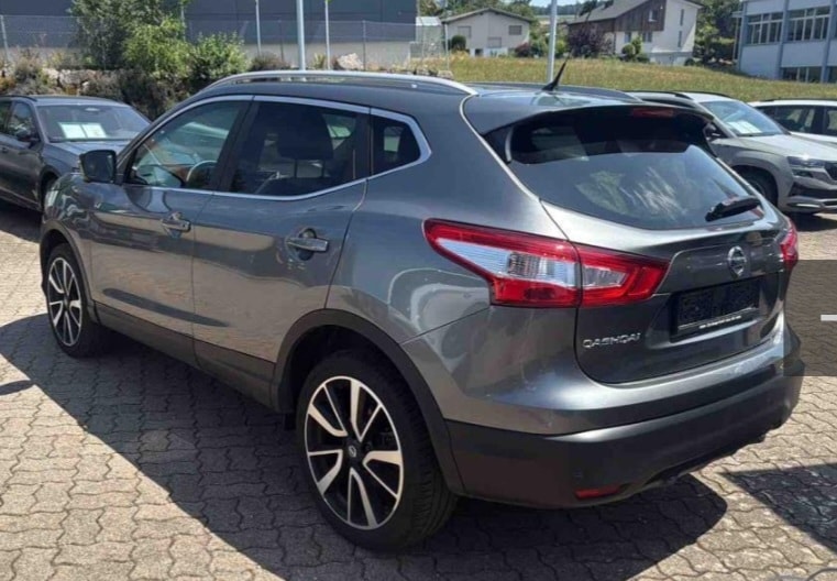 NISSAN Qashqai 1.6 dCi Swiss Edition ALL-MODE 4x4-image-2