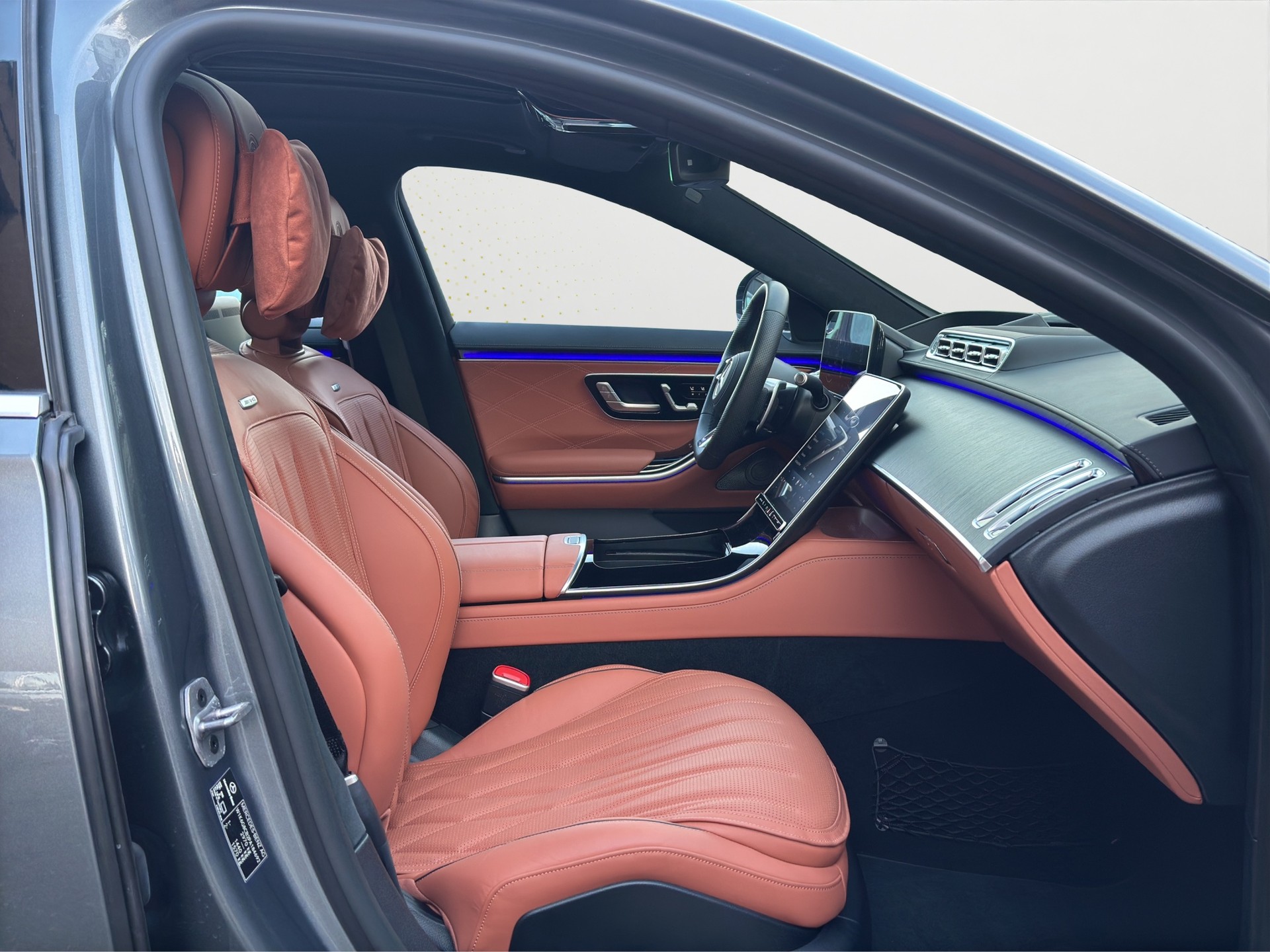 MERCEDES-BENZ S 63 AMG E Performance 4Matic 4x4 MODELL 2024-image-12