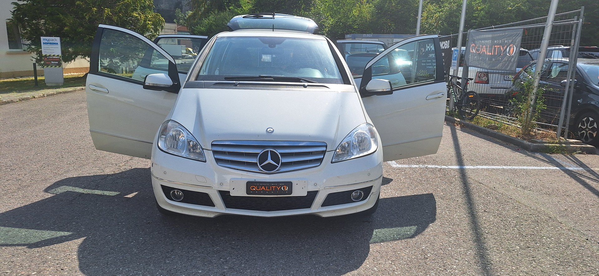 MERCEDES-BENZ A 180 CDI Avantgarde-image-13