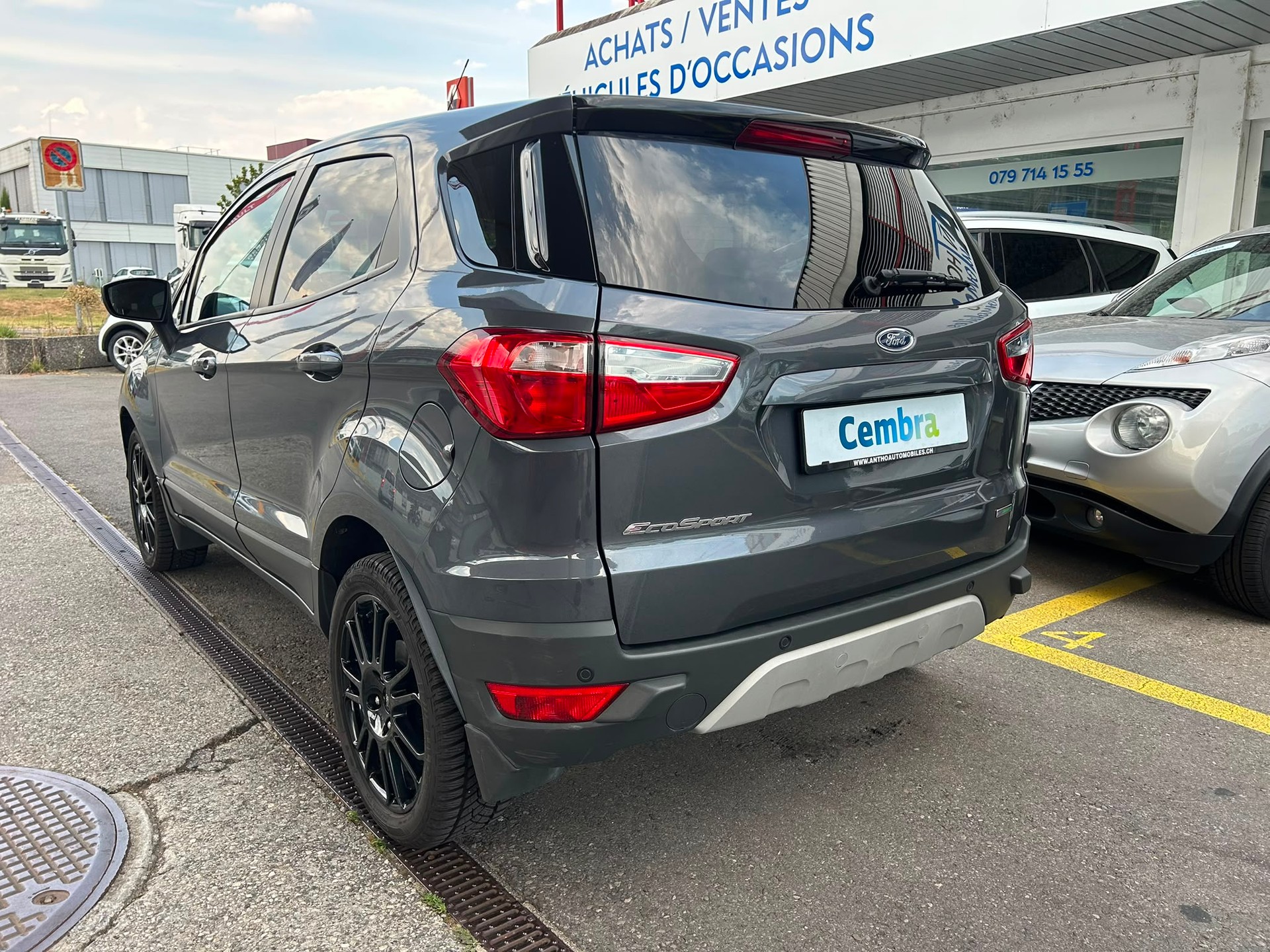 FORD EcoSport 1.0 SCTi Titanium-image-2