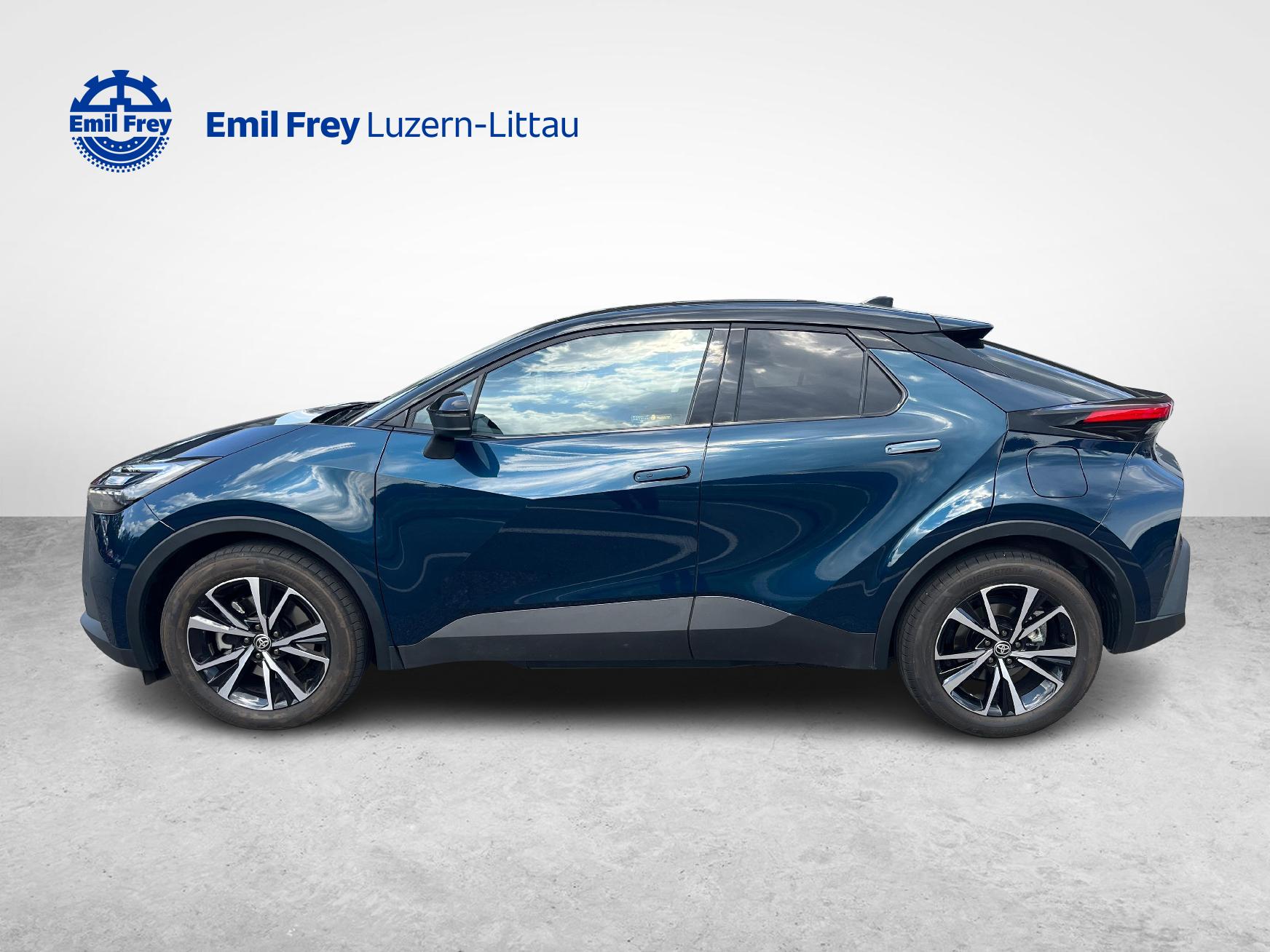 TOYOTA C-HR 2.0 PHEV Swiss Edition-image-2