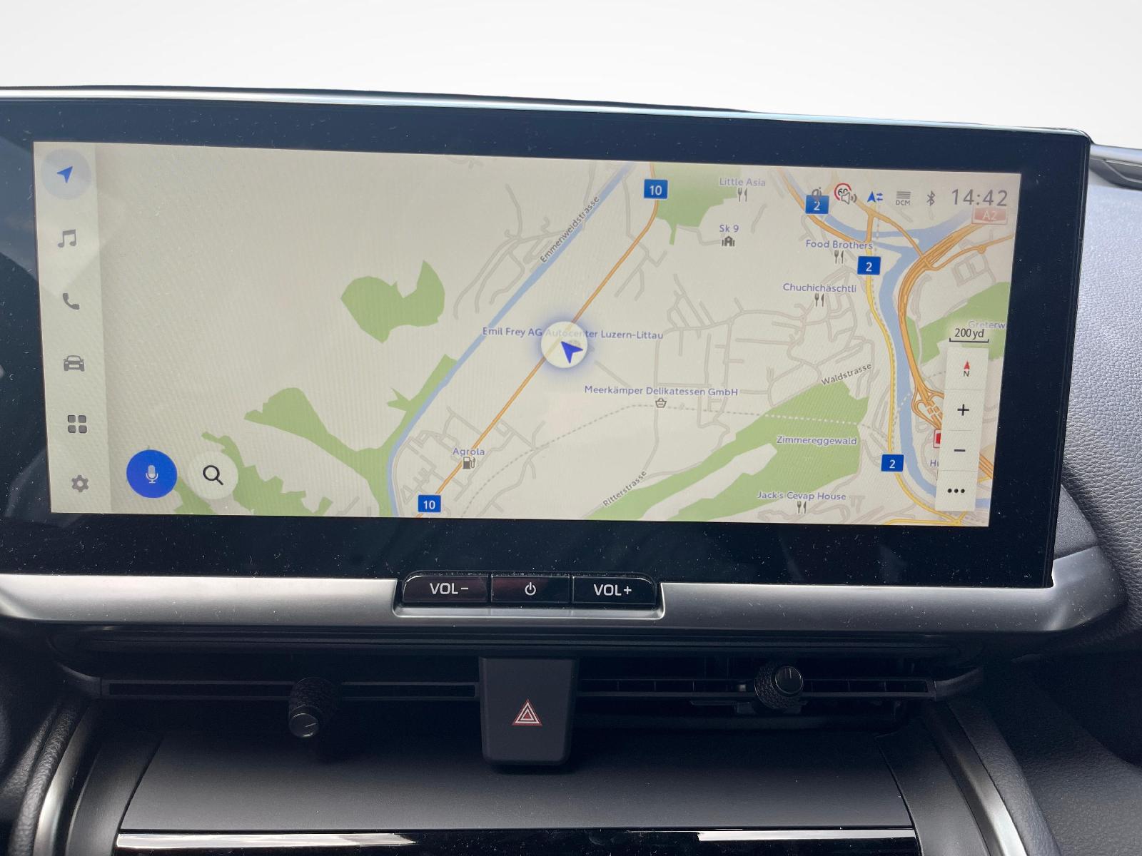 TOYOTA C-HR 2.0 PHEV Swiss Edition-image-14