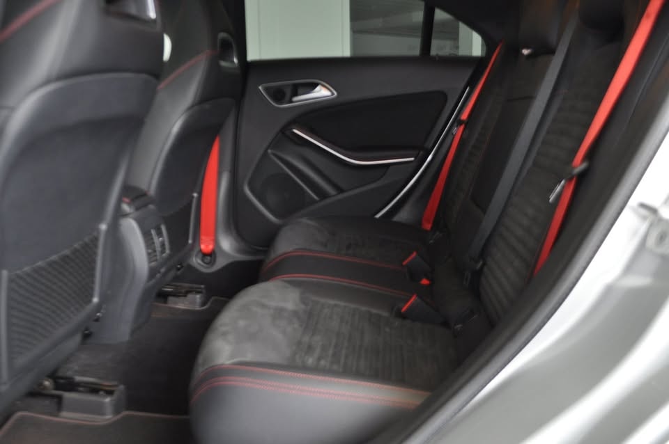 MERCEDES-BENZ CLA 250 AMG 4Matic 7G-DCT-image-7