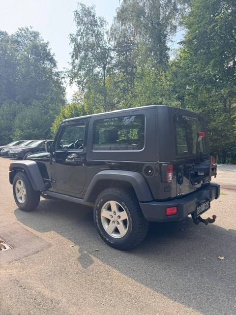 JEEP 2.8 CRD Rubicon-image-2