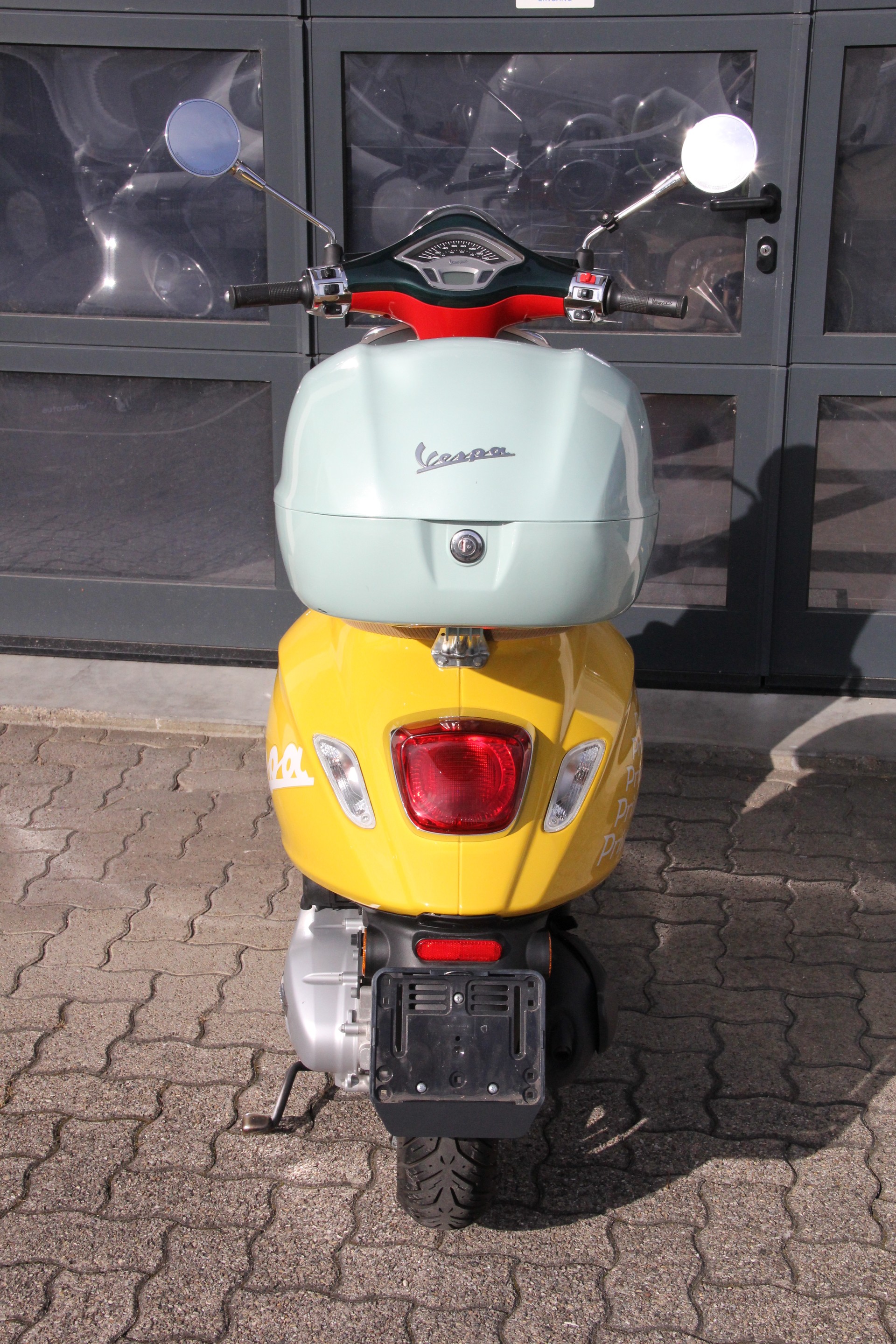 PIAGGIO Vespa 125 Primavera Wotherspoon-image-11