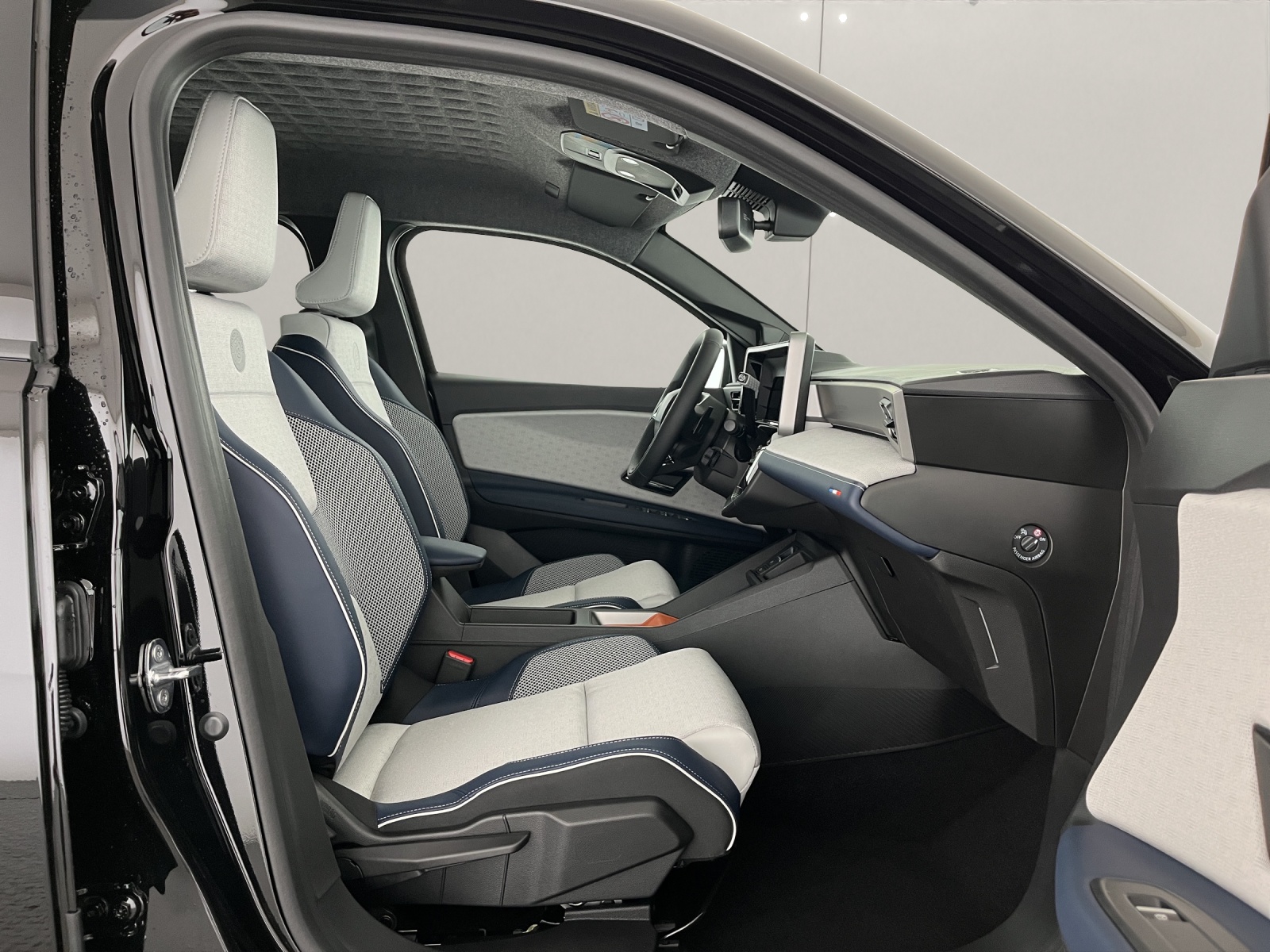 RENAULT R5 E-Tech Comfort Range Roland Garros-image-15