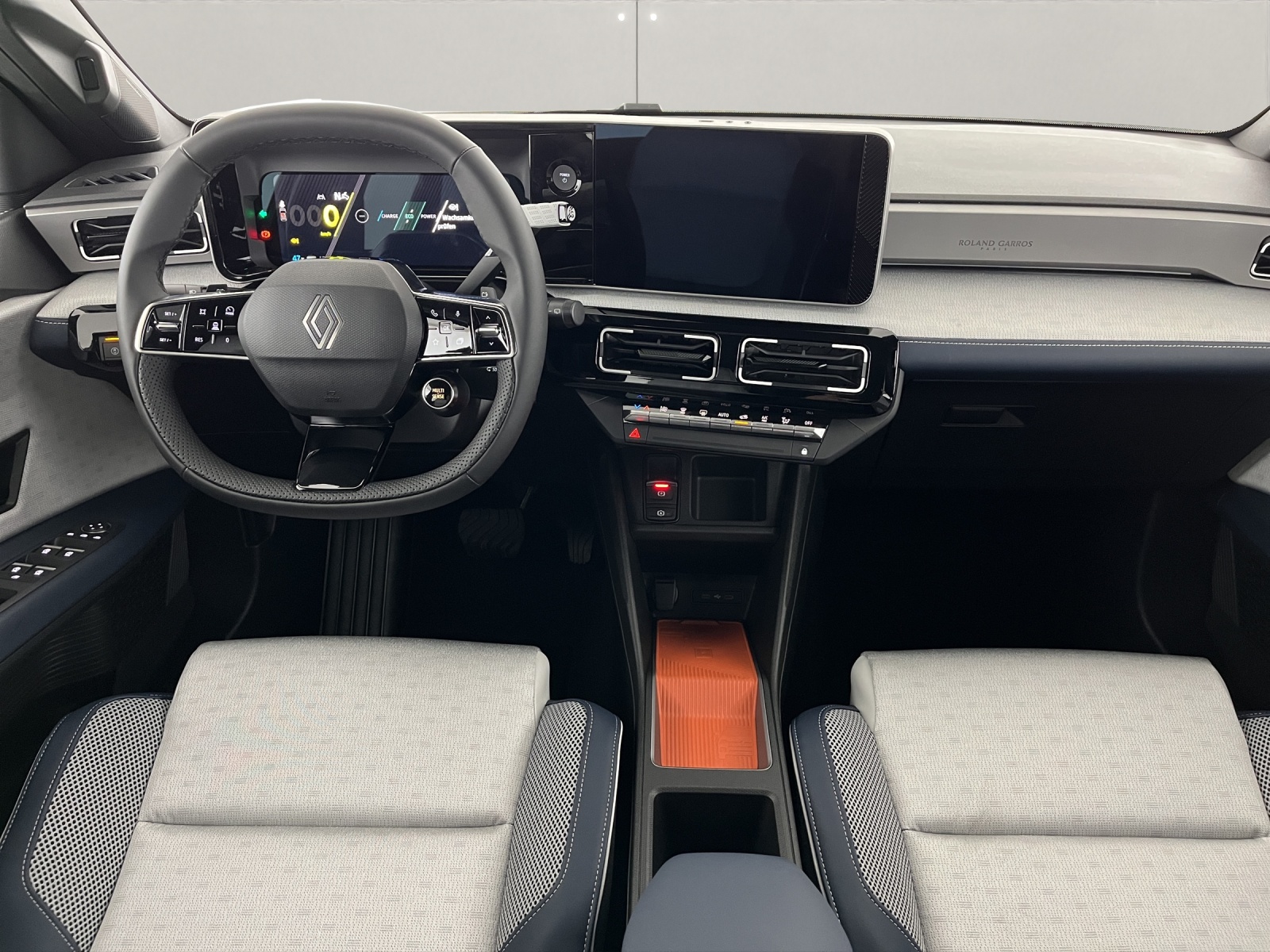 RENAULT R5 E-Tech Comfort Range Roland Garros-image-8