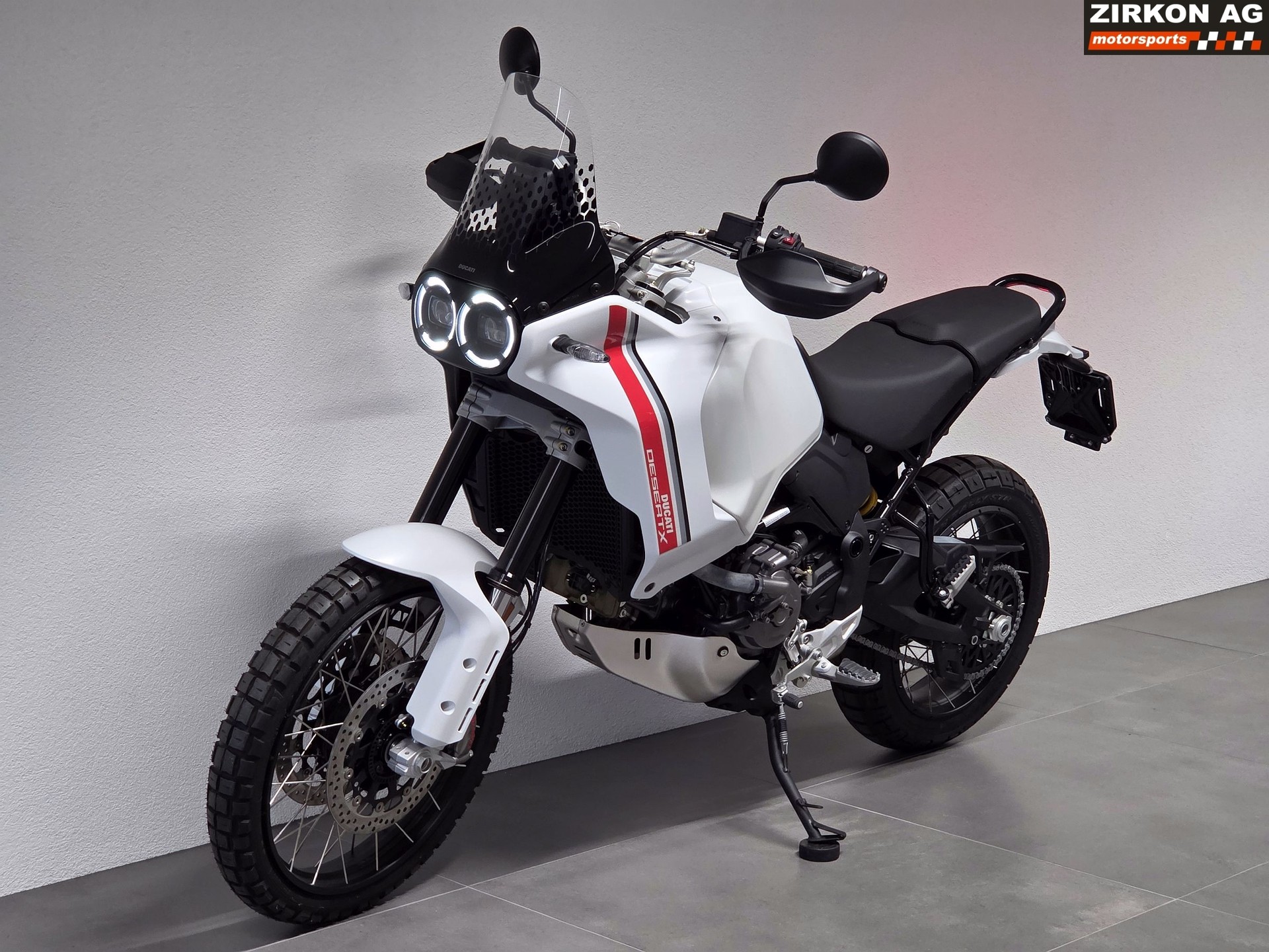 DUCATI Desert X (35kW)-image-6