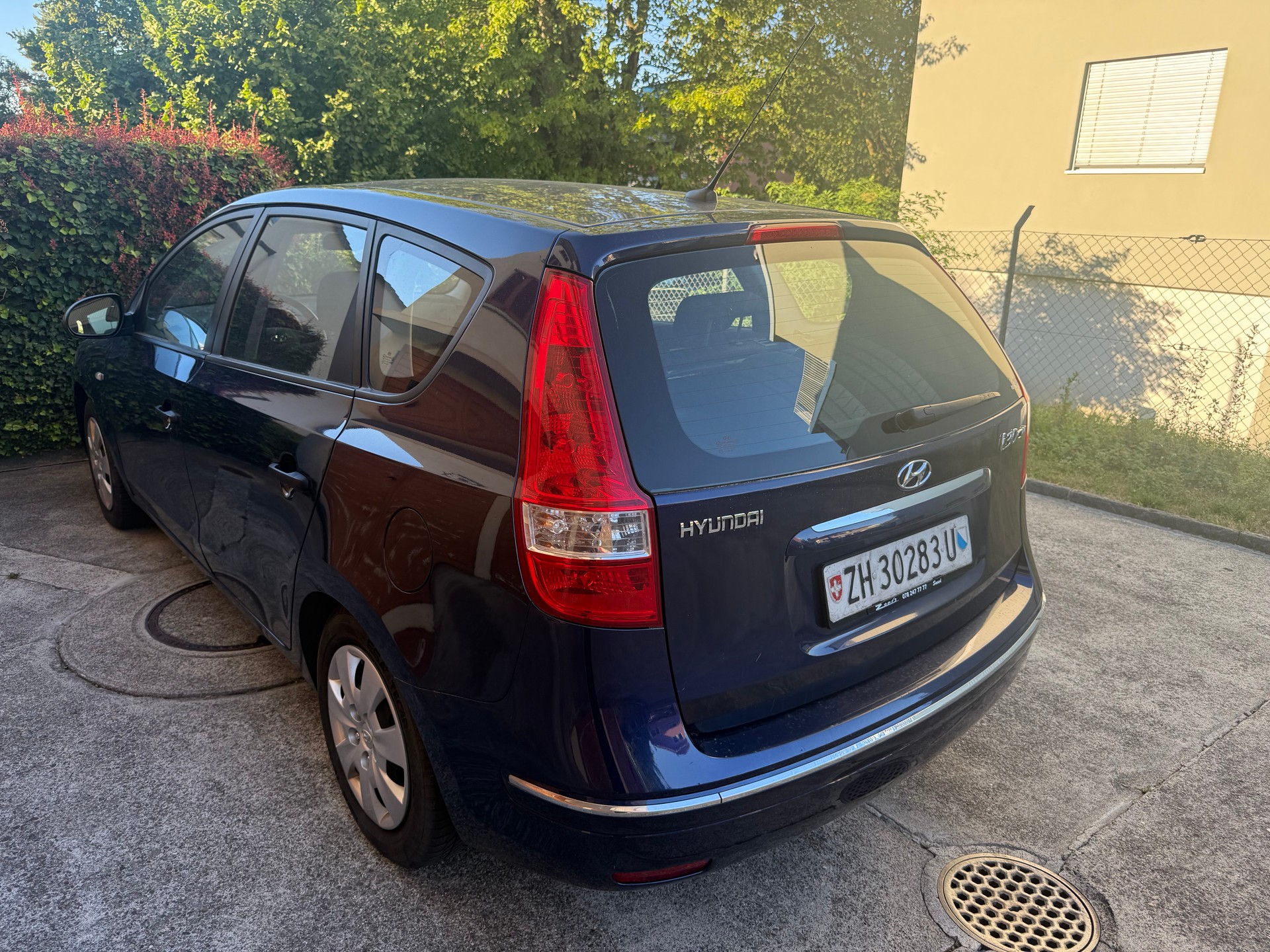 HYUNDAI i30 Wagon 1.6 Comfort-image-2
