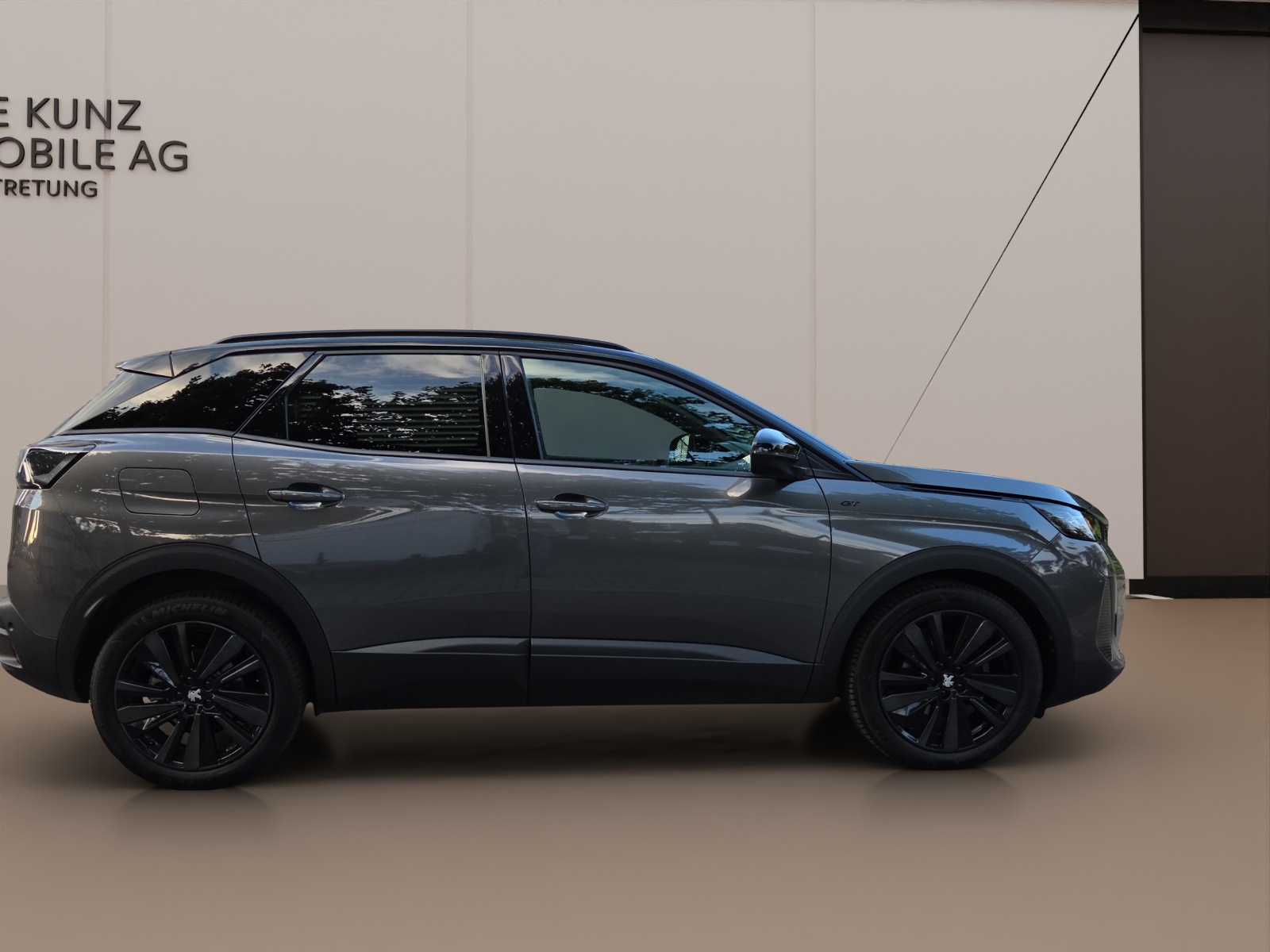 PEUGEOT 3008 GT 1.2 Automat-image-3
