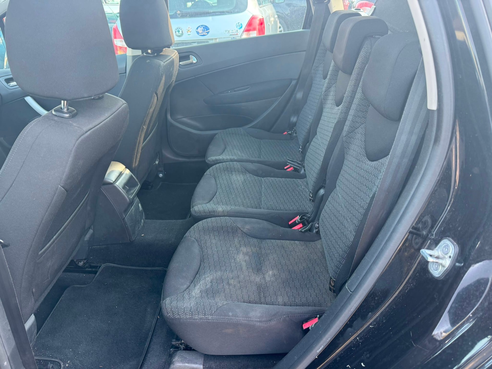 PEUGEOT 308 SW 1.6 HDI Sport-image-10