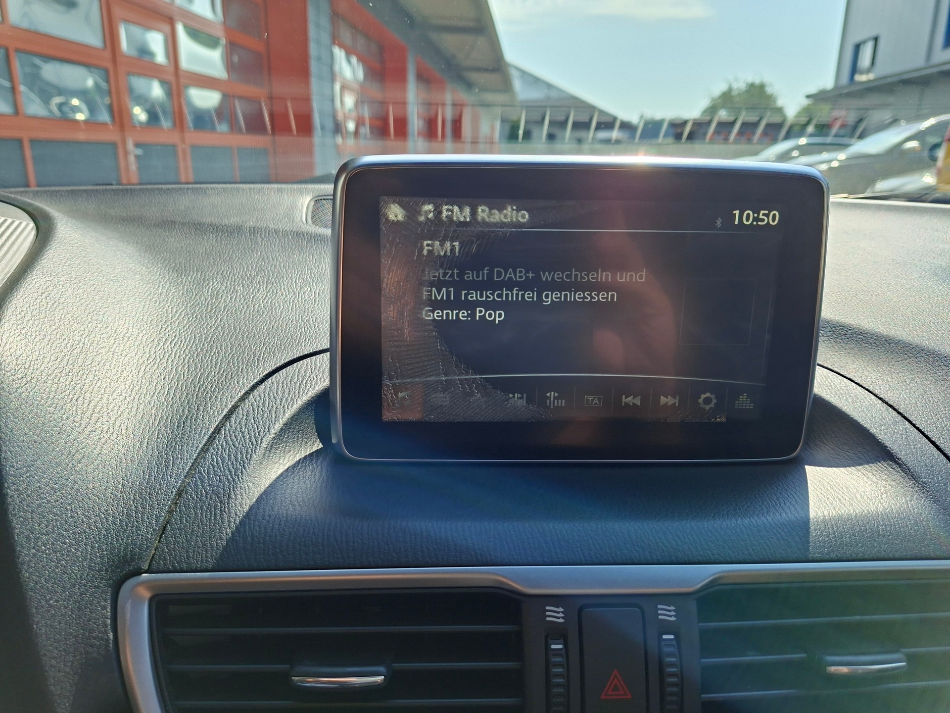 MAZDA 3 2.2 16V CD Revolution-image-10