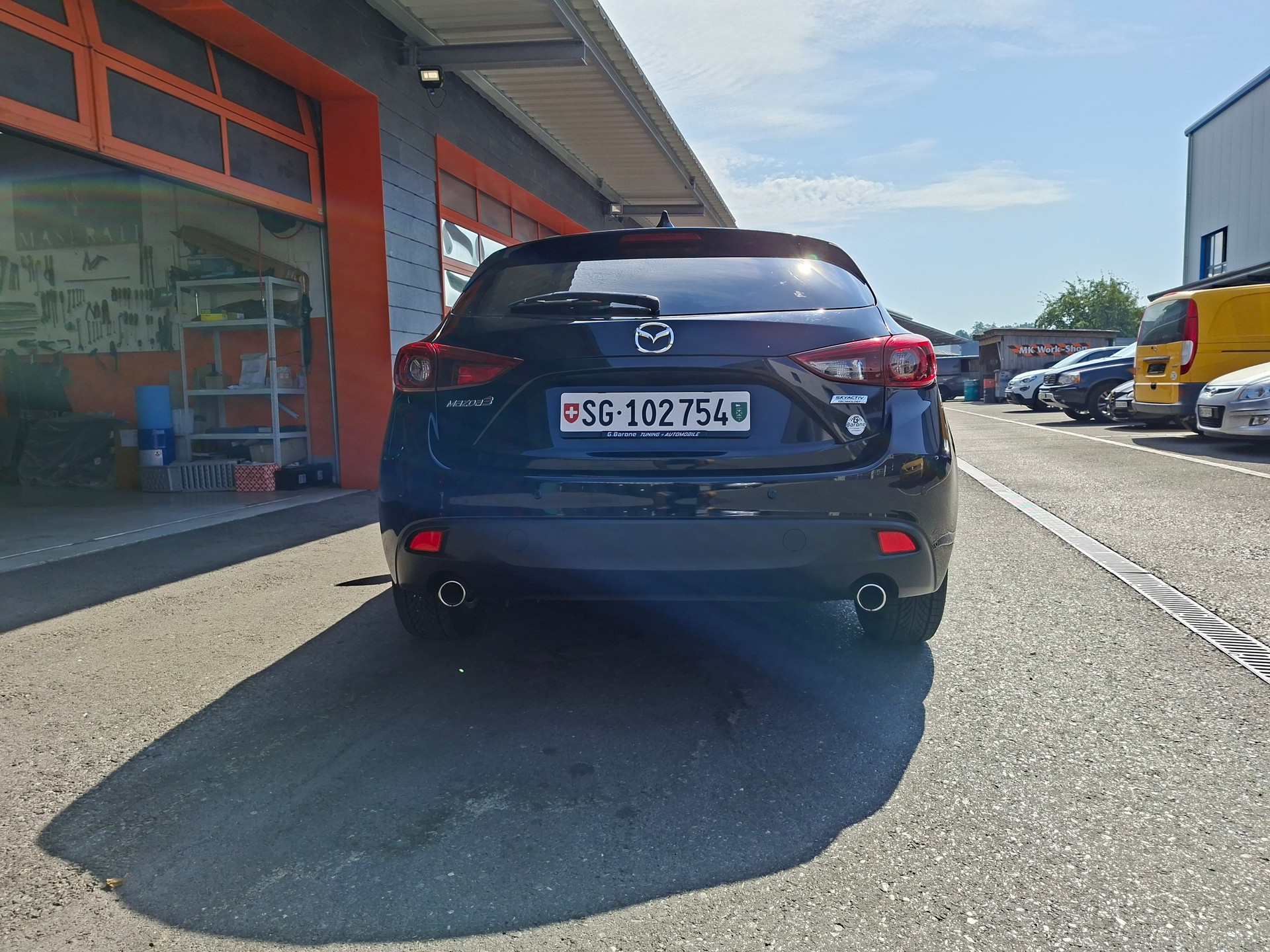 MAZDA 3 2.2 16V CD Revolution-image-4