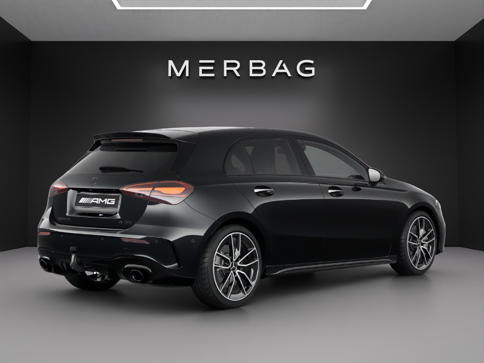 MERCEDES-BENZ A AMG 35 4Matic 8G-DCT-image-4