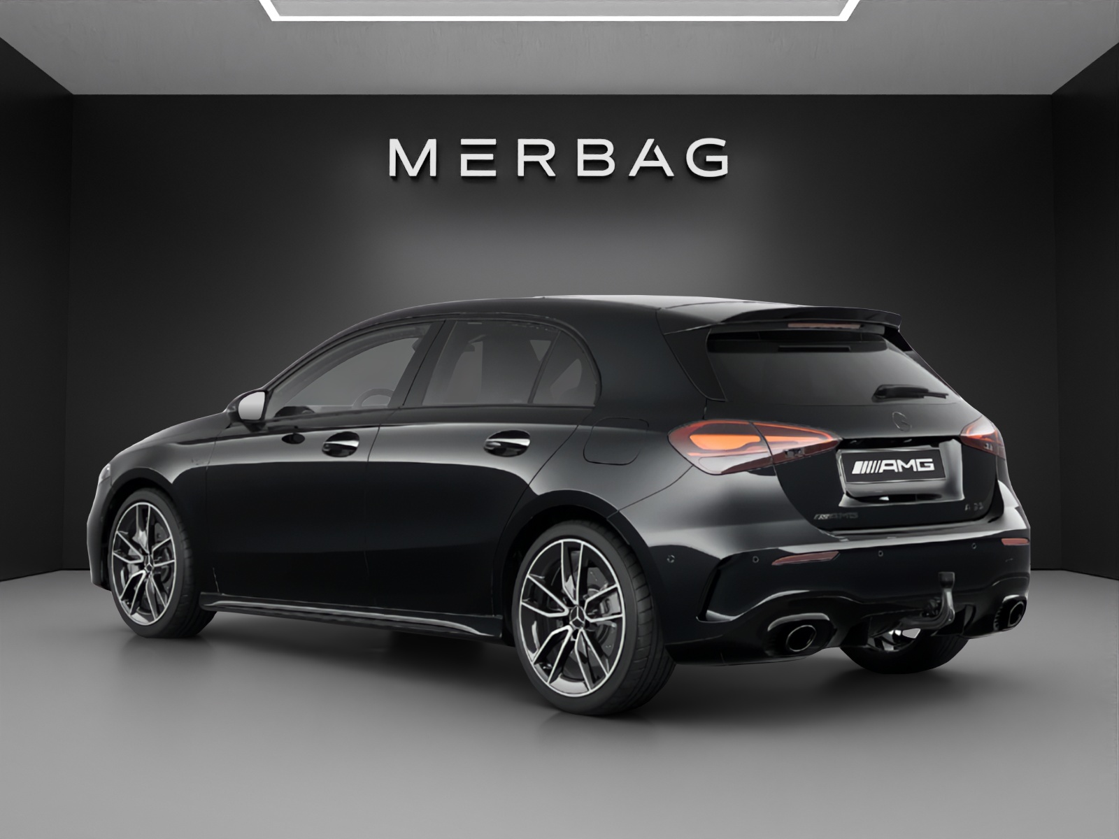 MERCEDES-BENZ A AMG 35 4Matic 8G-DCT-image-2