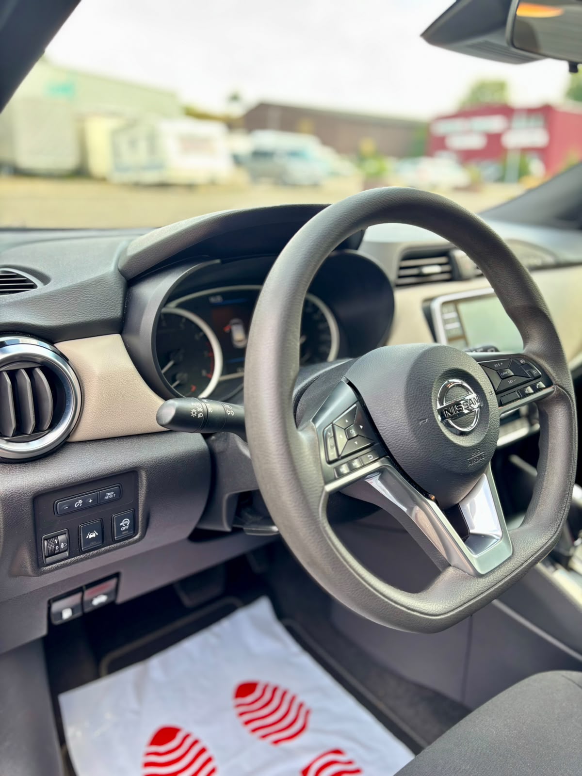 NISSAN Micra IG-T visia-image-11