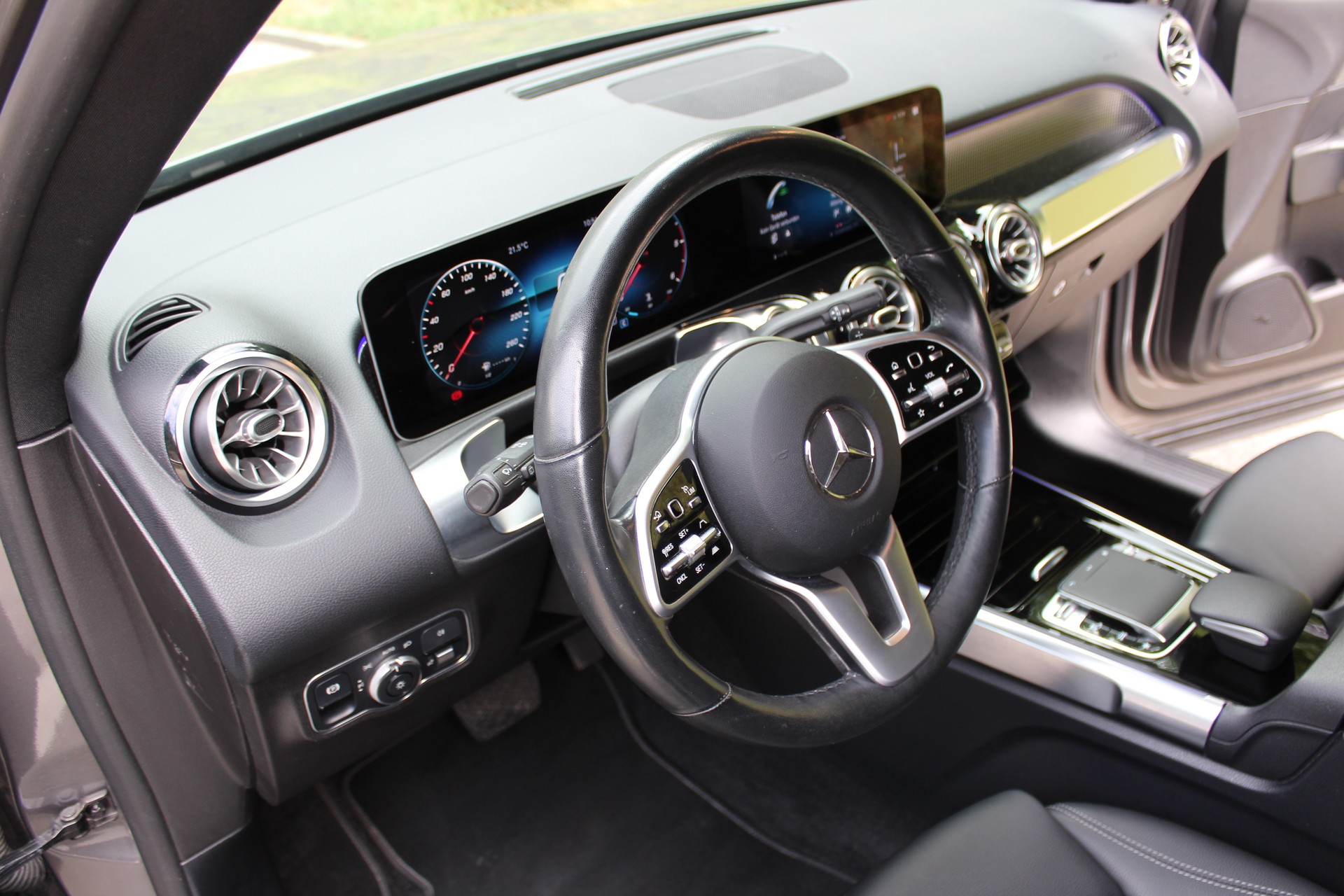 MERCEDES-BENZ GLB 220 d Progressive 4 MATIC 8G-Tronic-image-10