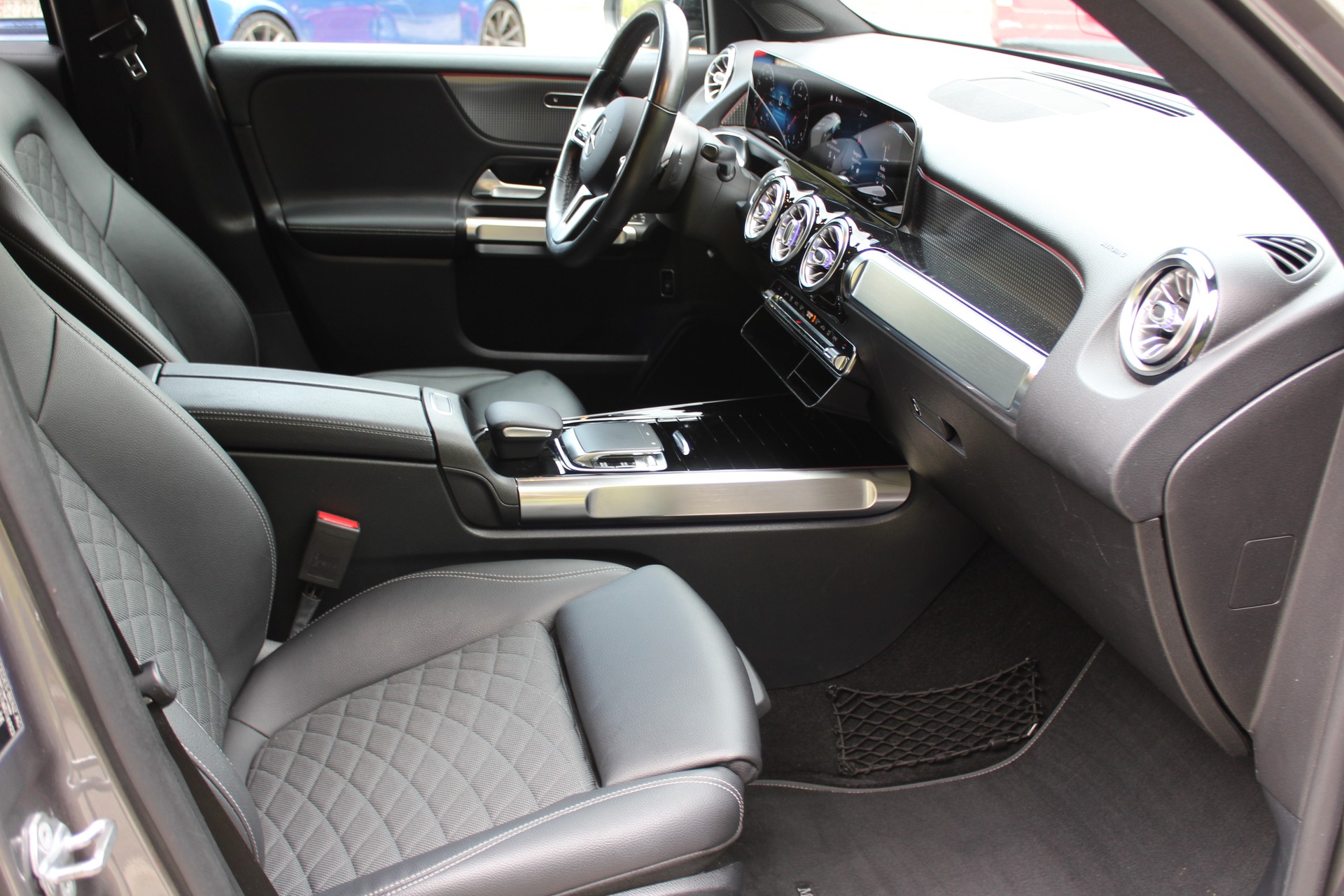 MERCEDES-BENZ GLB 220 d Progressive 4 MATIC 8G-Tronic-image-15