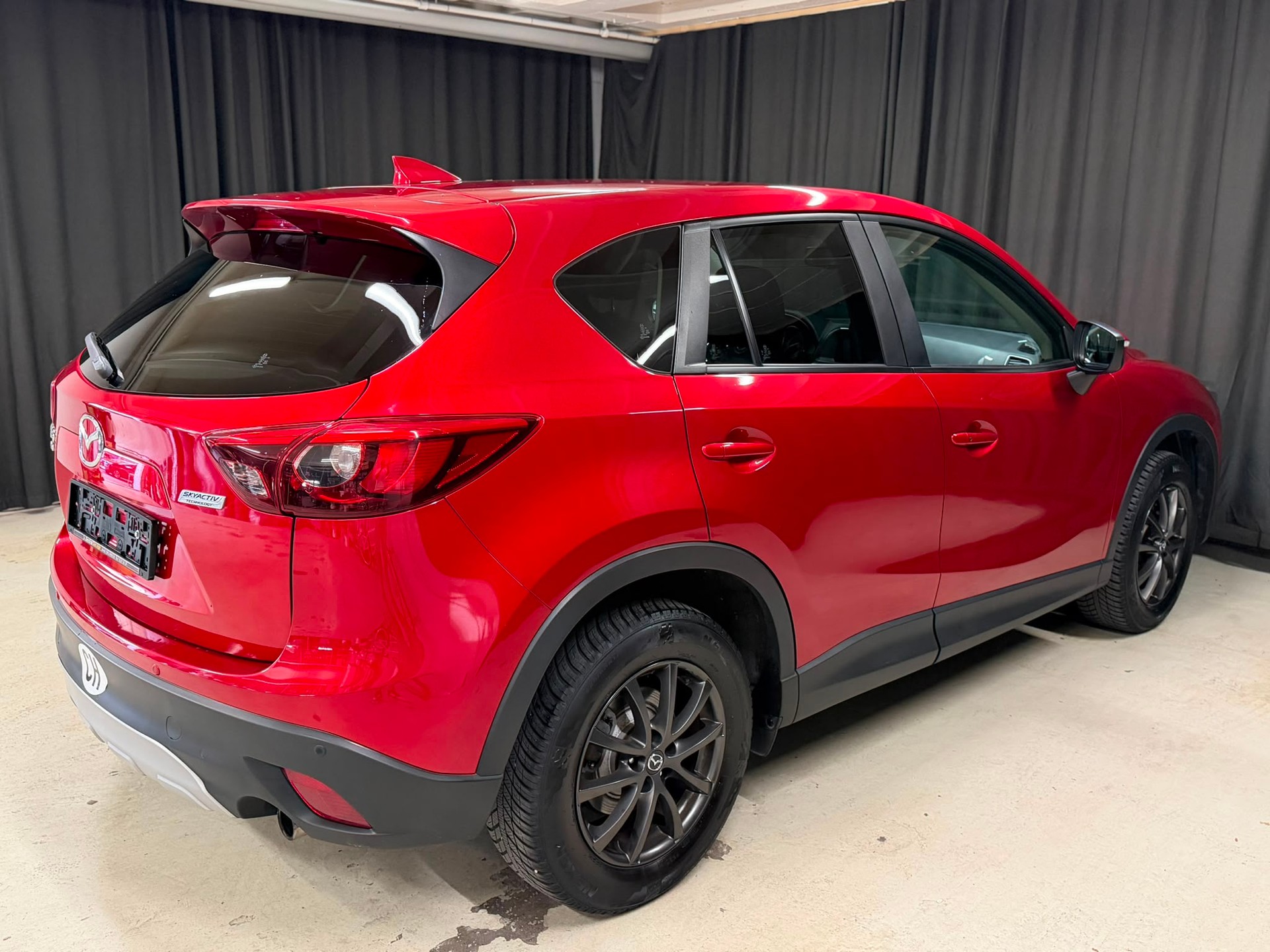 MAZDA CX-5 2.5 Revolution AWD Skyactive-G Automatic-image-3