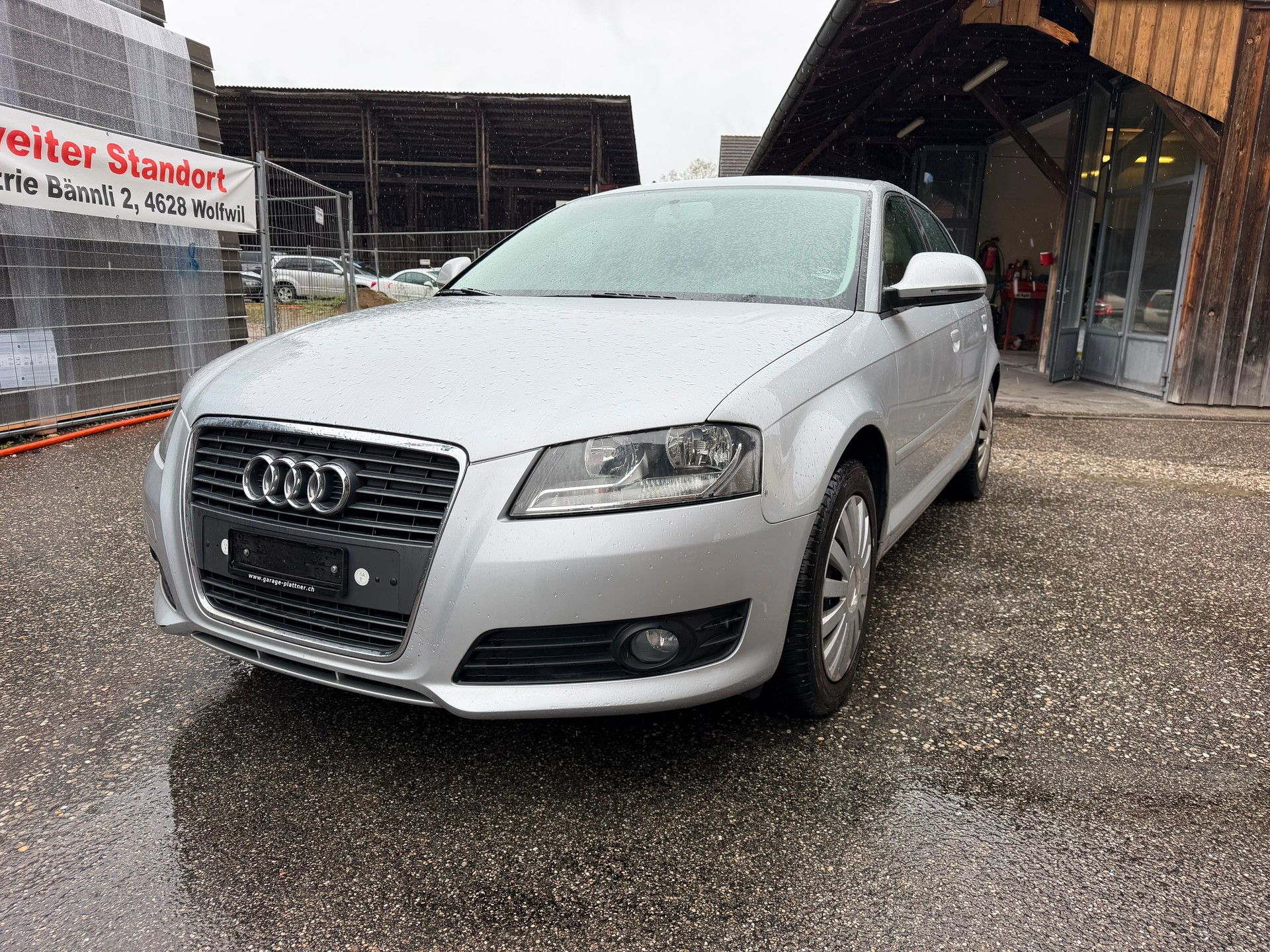AUDI A3 Sportback 1.8 TFSI Ambiente S-tronic-image-1