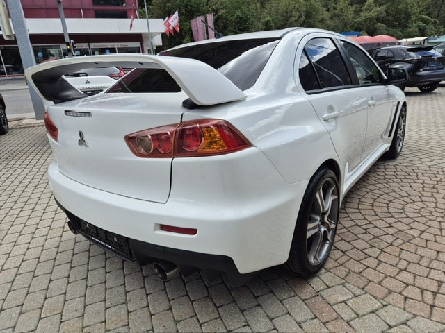 MITSUBISHI Lancer Evo X GSR-showroom-element-2