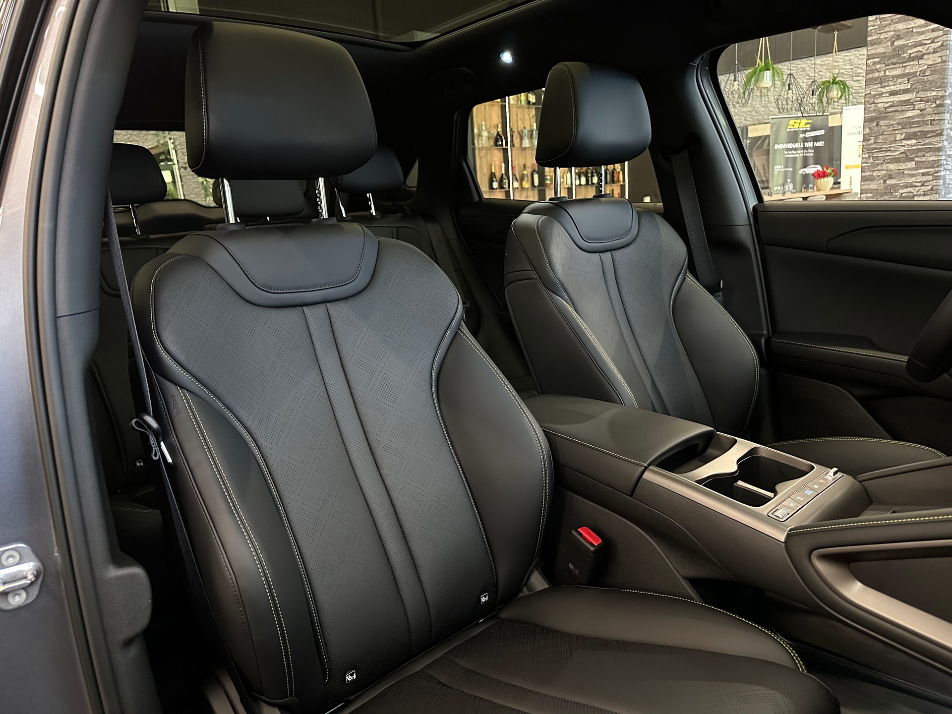 BYD Atto 2 DM-i Boost-image-27