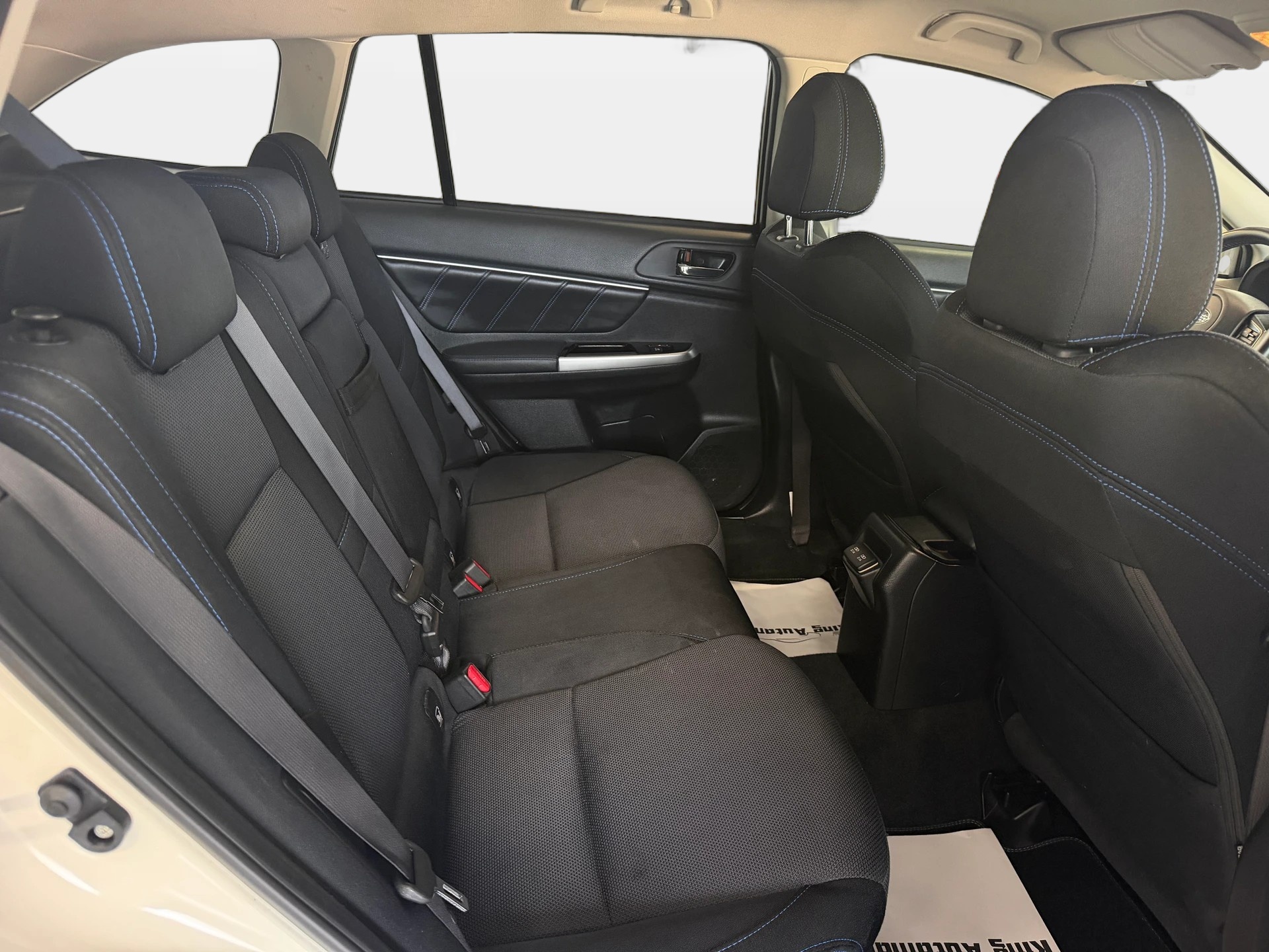 SUBARU Levorg 2.0i Swiss Plus AWD Lineartronic | CH-Auto | 1-Hand | Ab MFK 08.2025 | AHK | Ab Service-image-10