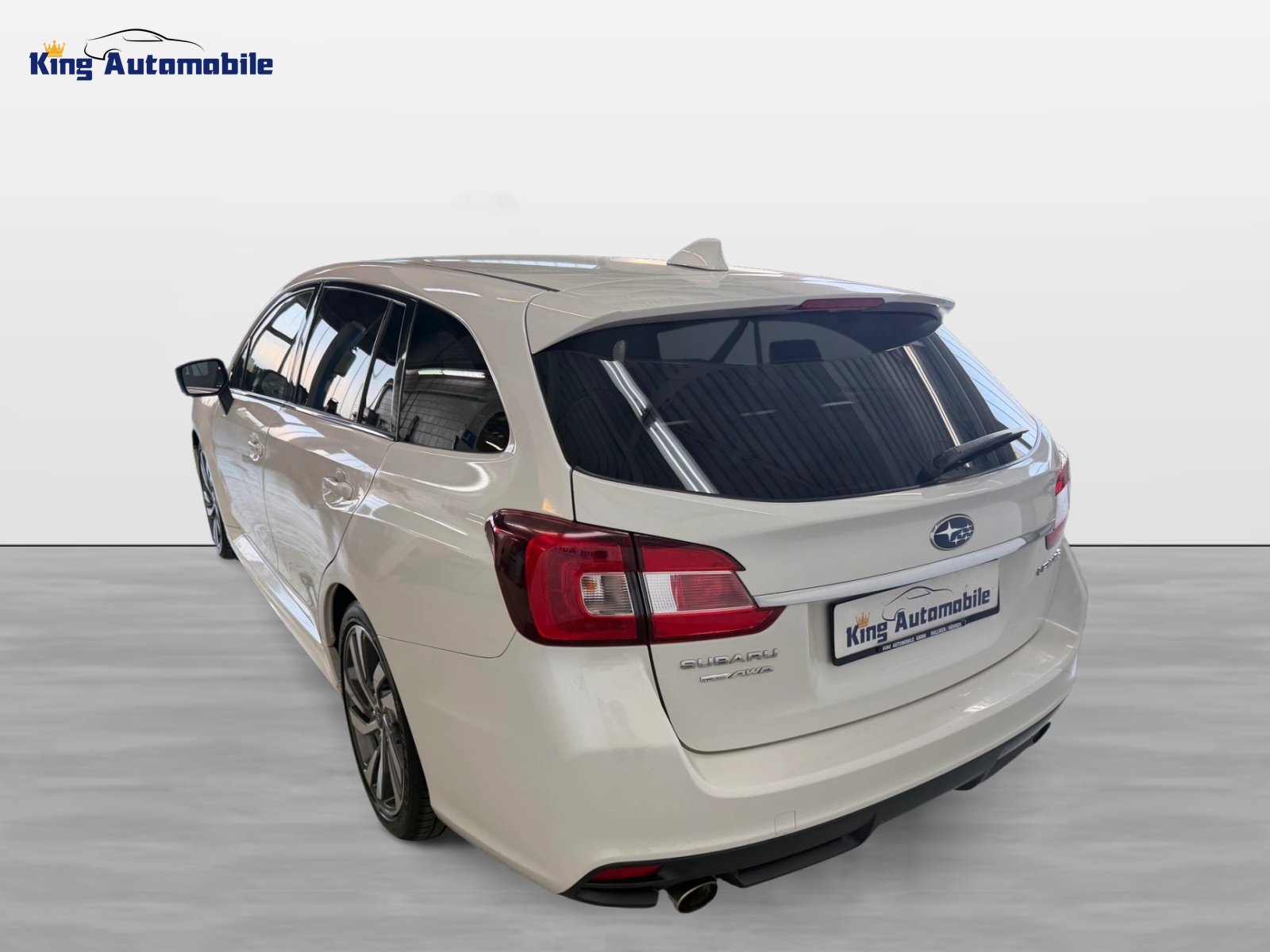 SUBARU Levorg 2.0i Swiss Plus AWD Lineartronic | CH-Auto | 1-Hand | Ab MFK 08.2025 | AHK | Ab Service-image-4