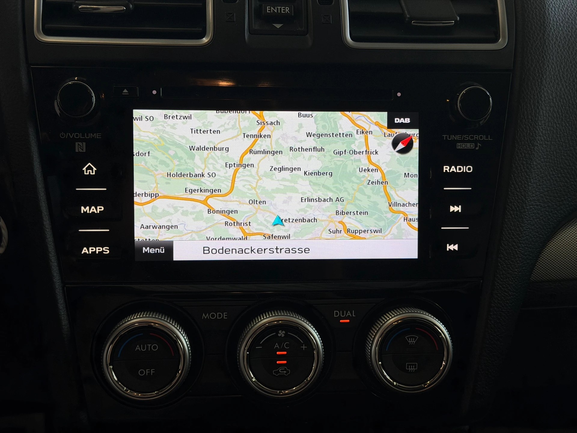 SUBARU Levorg 2.0i Swiss Plus AWD Lineartronic | CH-Auto | 1-Hand | Ab MFK 08.2025 | AHK | Ab Service-image-15