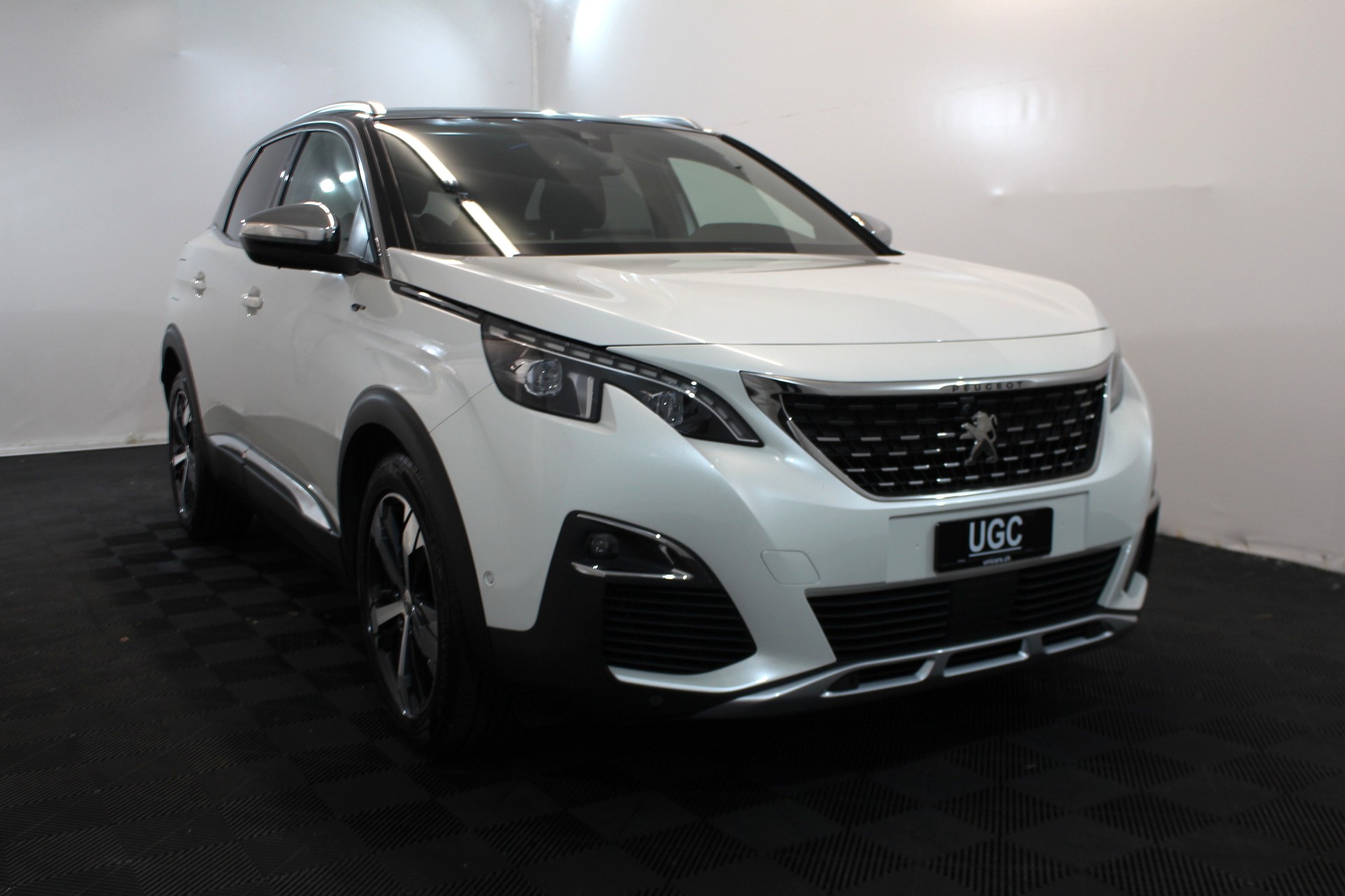 PEUGEOT 3008 2.0 BlueHDi 180 GT