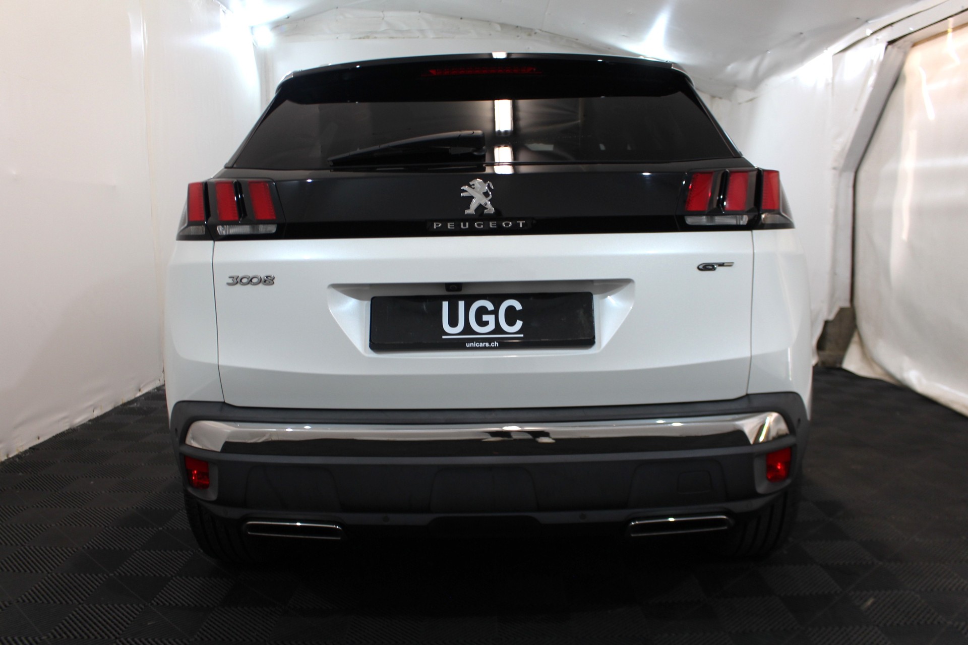 PEUGEOT 3008 2.0 BlueHDi 180 GT-image-4
