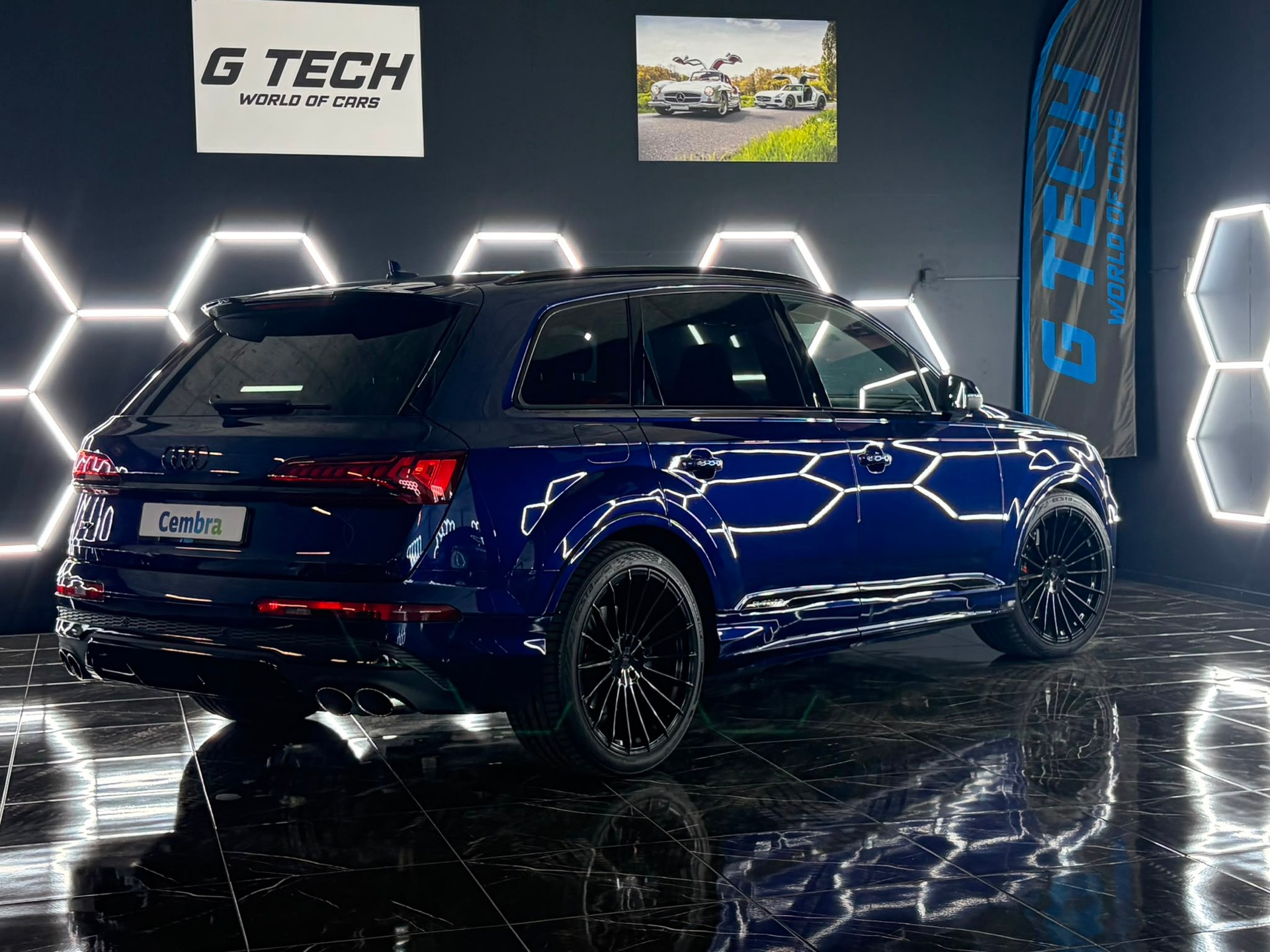 AUDI SQ7 TFSI quattro tiptronic-image-4