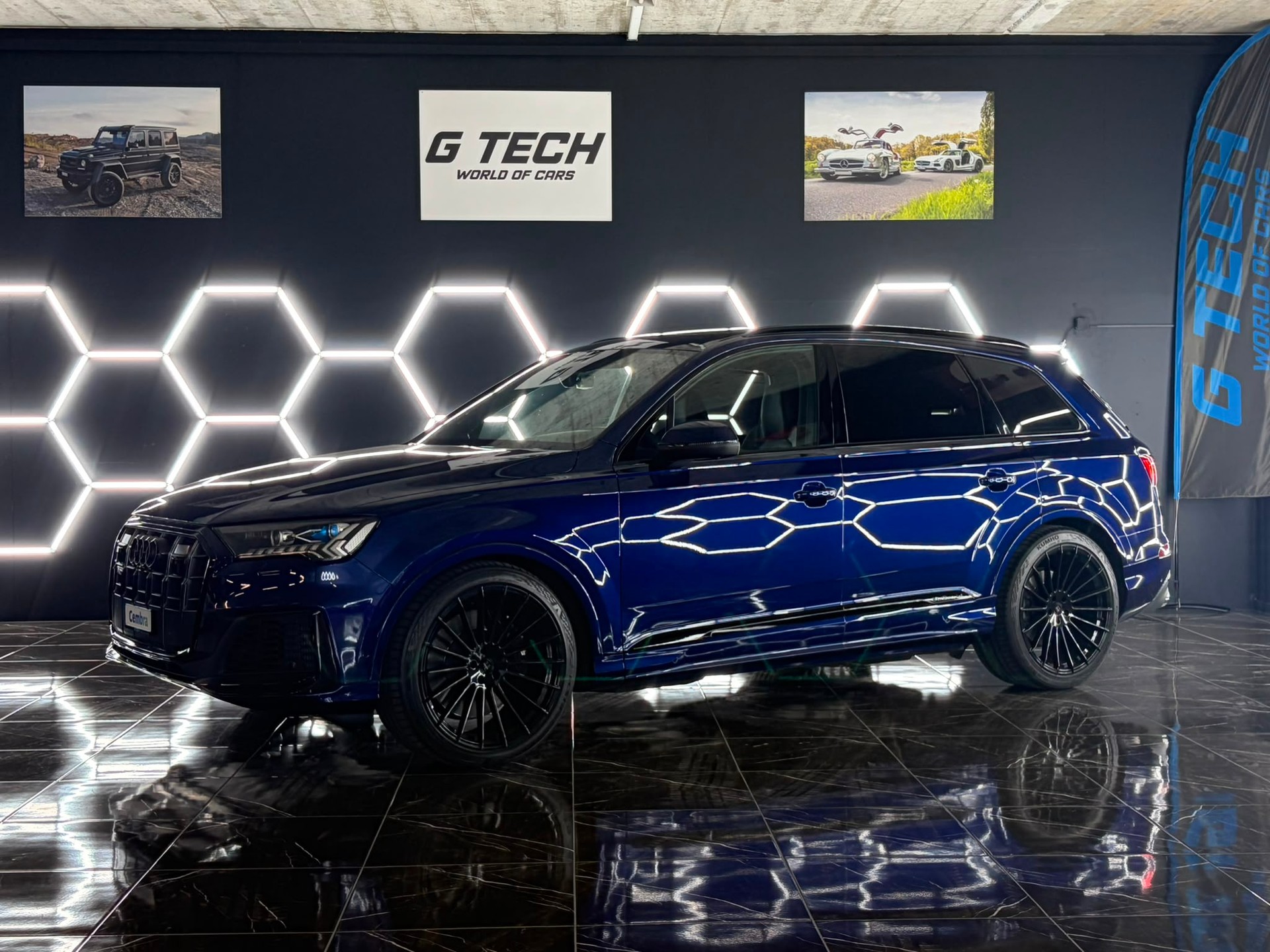 AUDI SQ7 TFSI quattro tiptronic-showroom-element-2