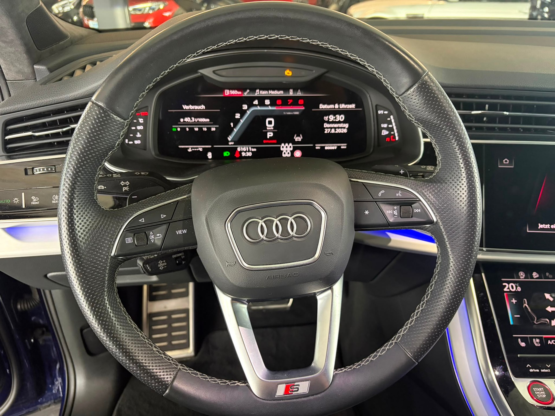AUDI SQ7 TFSI quattro tiptronic-image-11