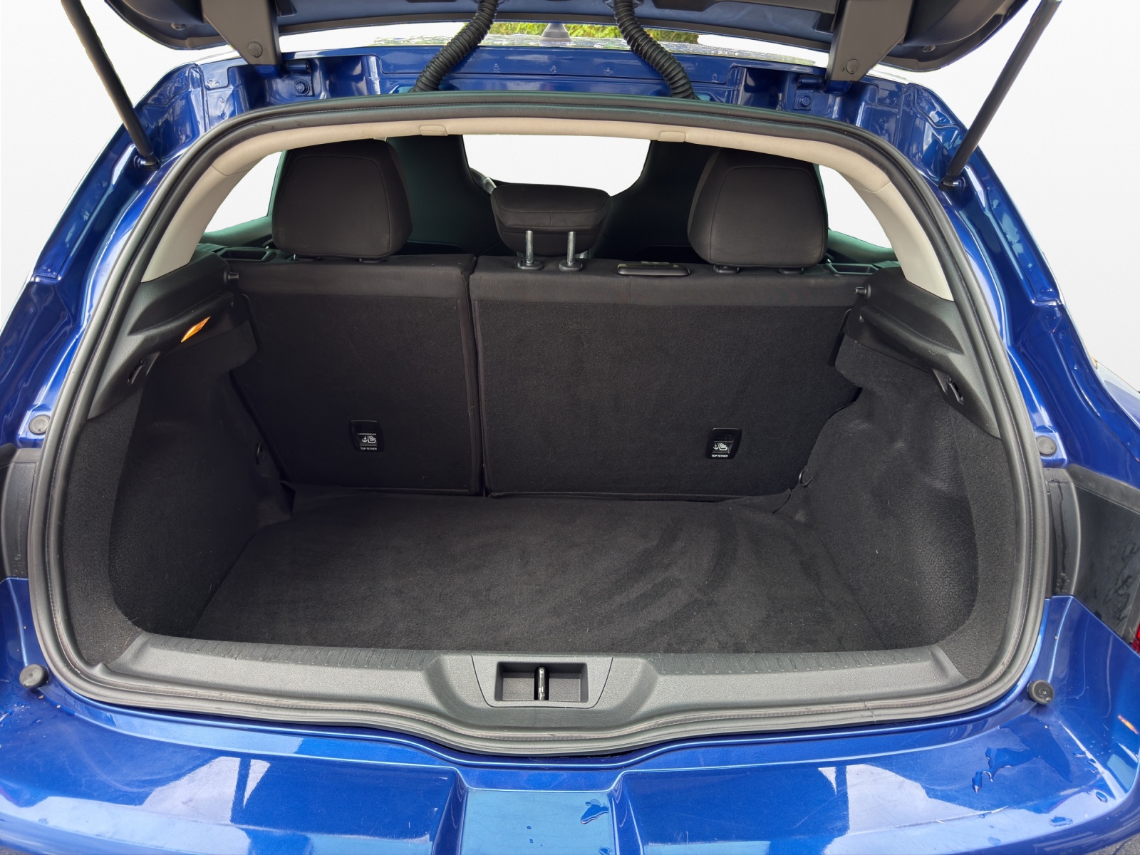 RENAULT Mégane 1.6 16V Turbo GT EDC-image-19