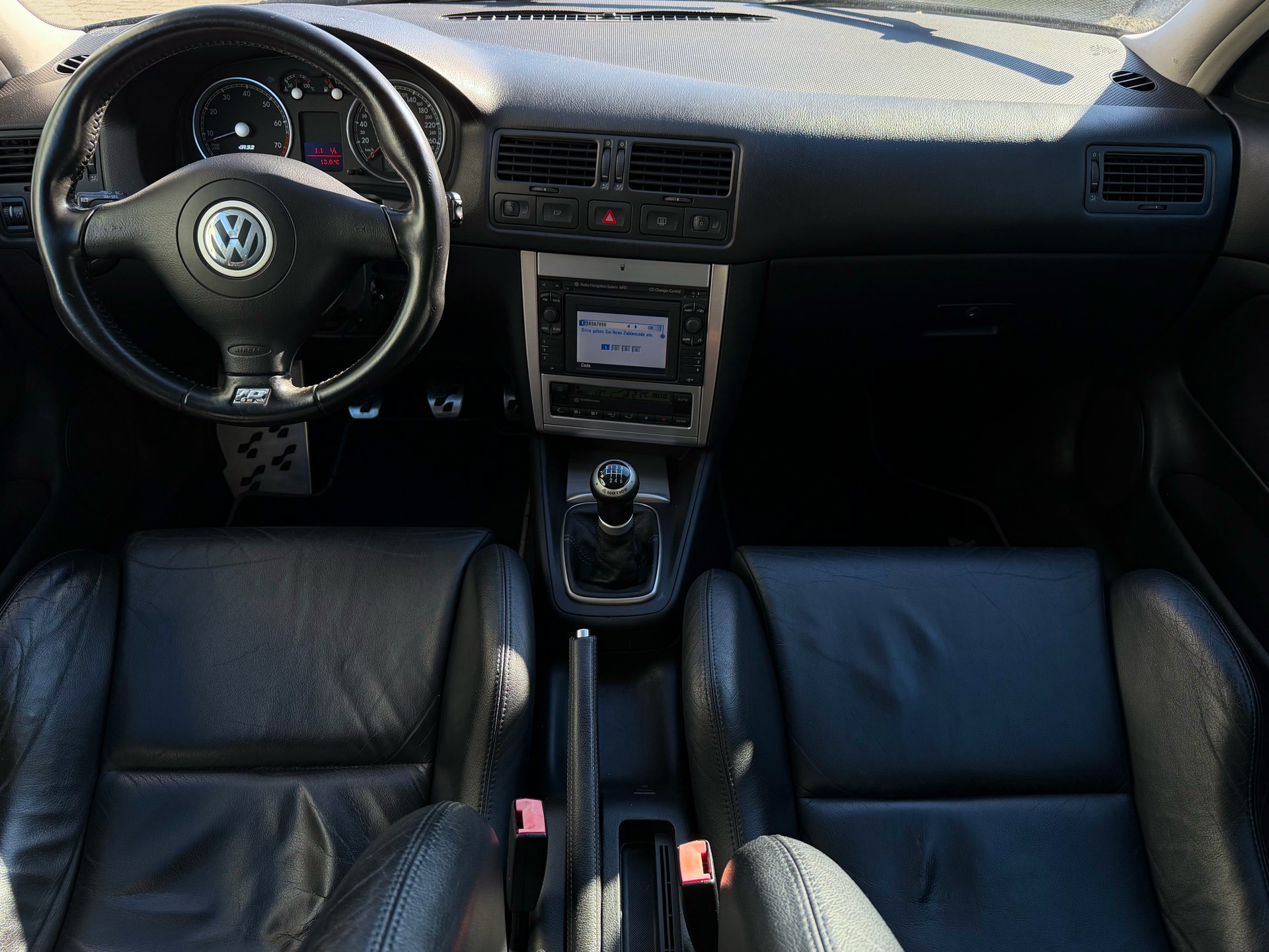 VW Golf R32 4Motion | Kompressor | 295 PS-image-11