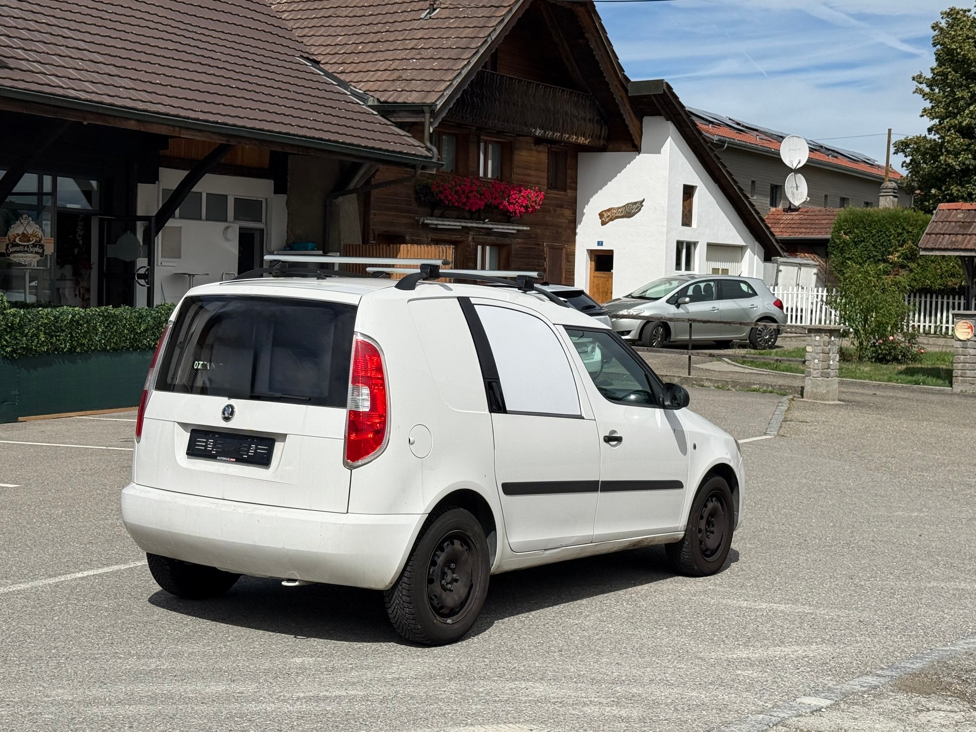 SKODA Praktik 1.2 TDI-image-2