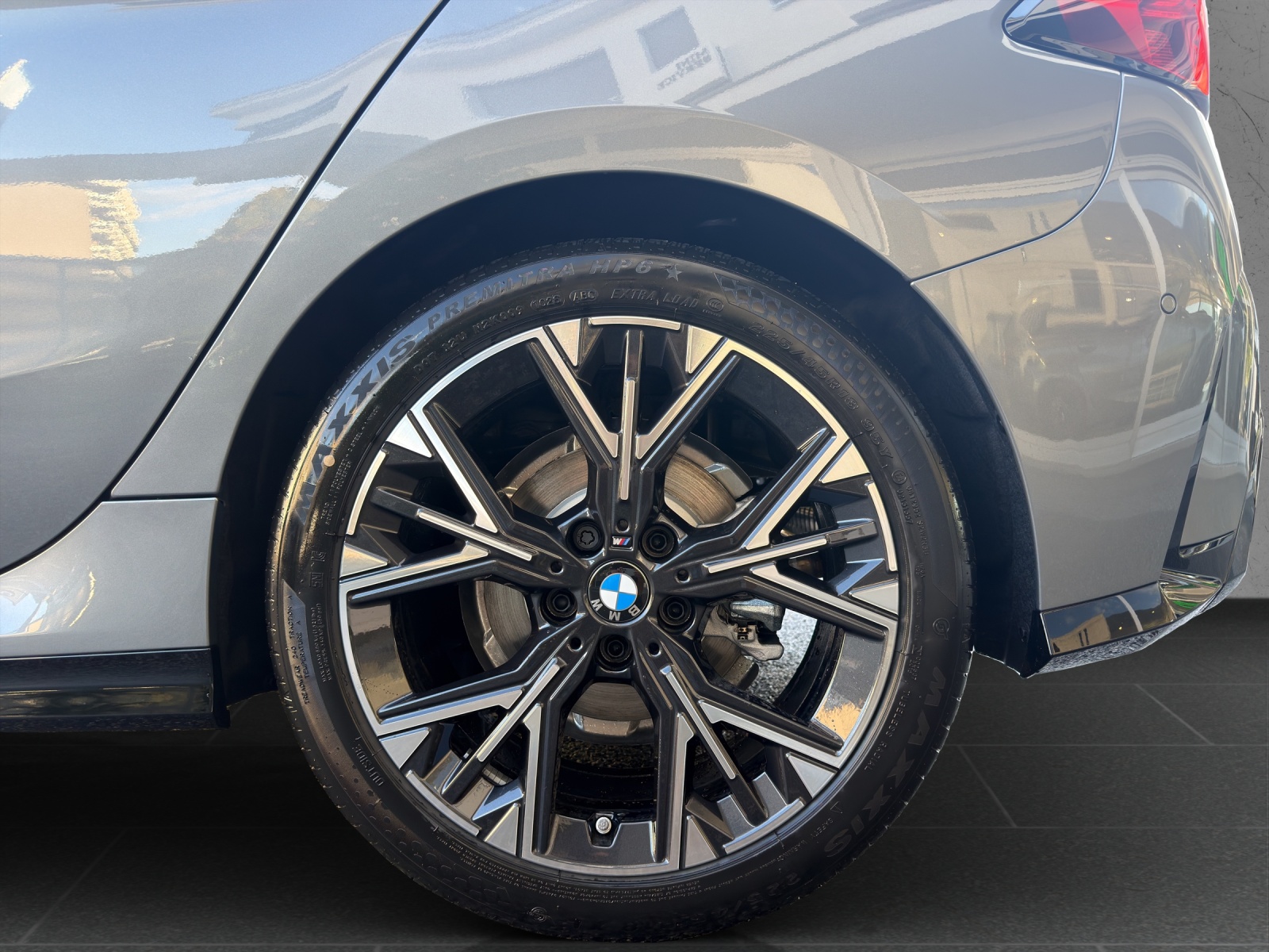 BMW 120 M Sport Steptronic-image-11