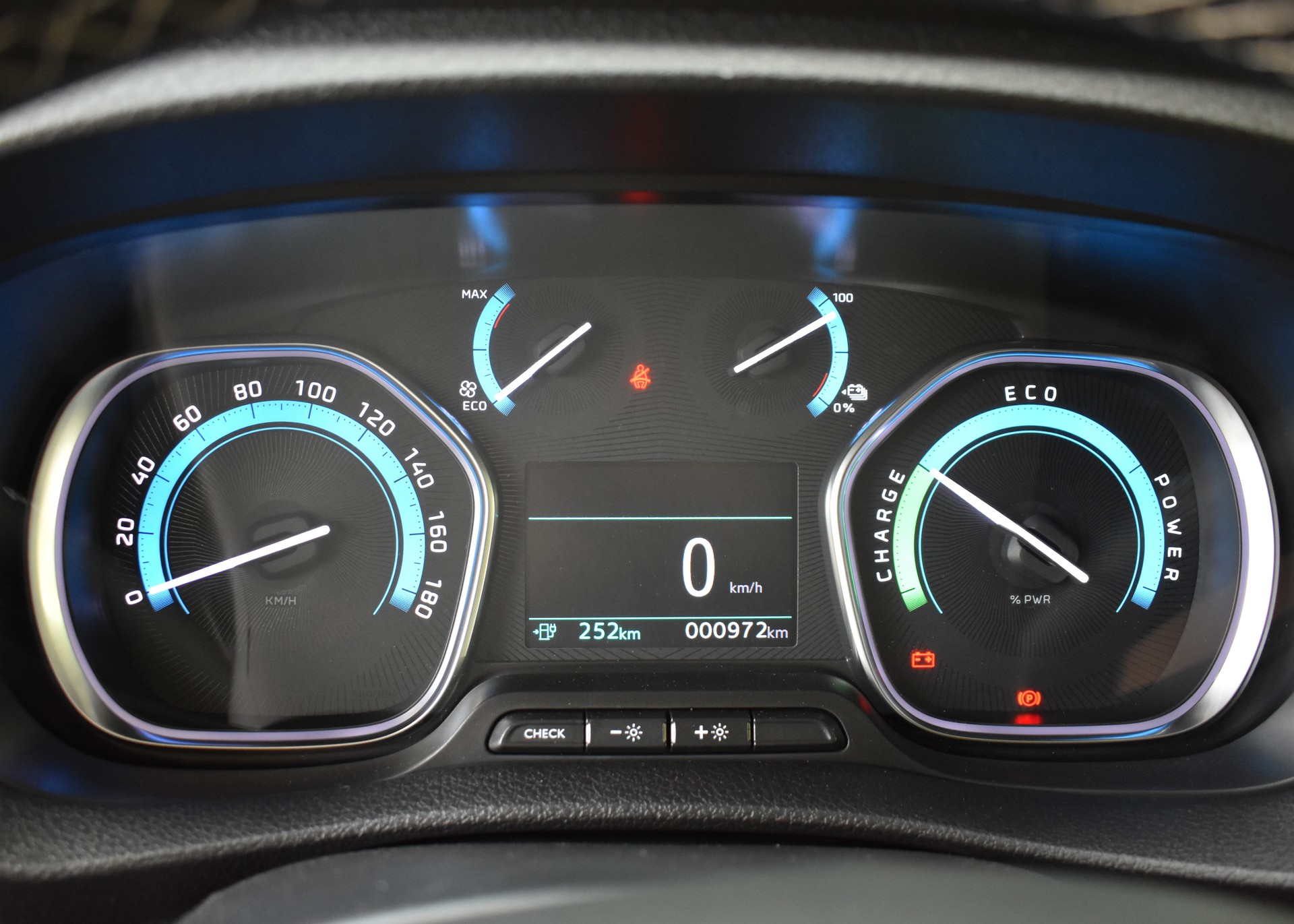 OPEL Vivaro Cargo-e 75 kWh Enjoy M-image-10