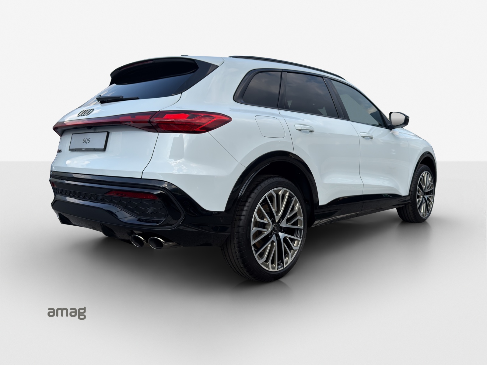 AUDI SQ5 TFSI quattro S-tronic-image-4